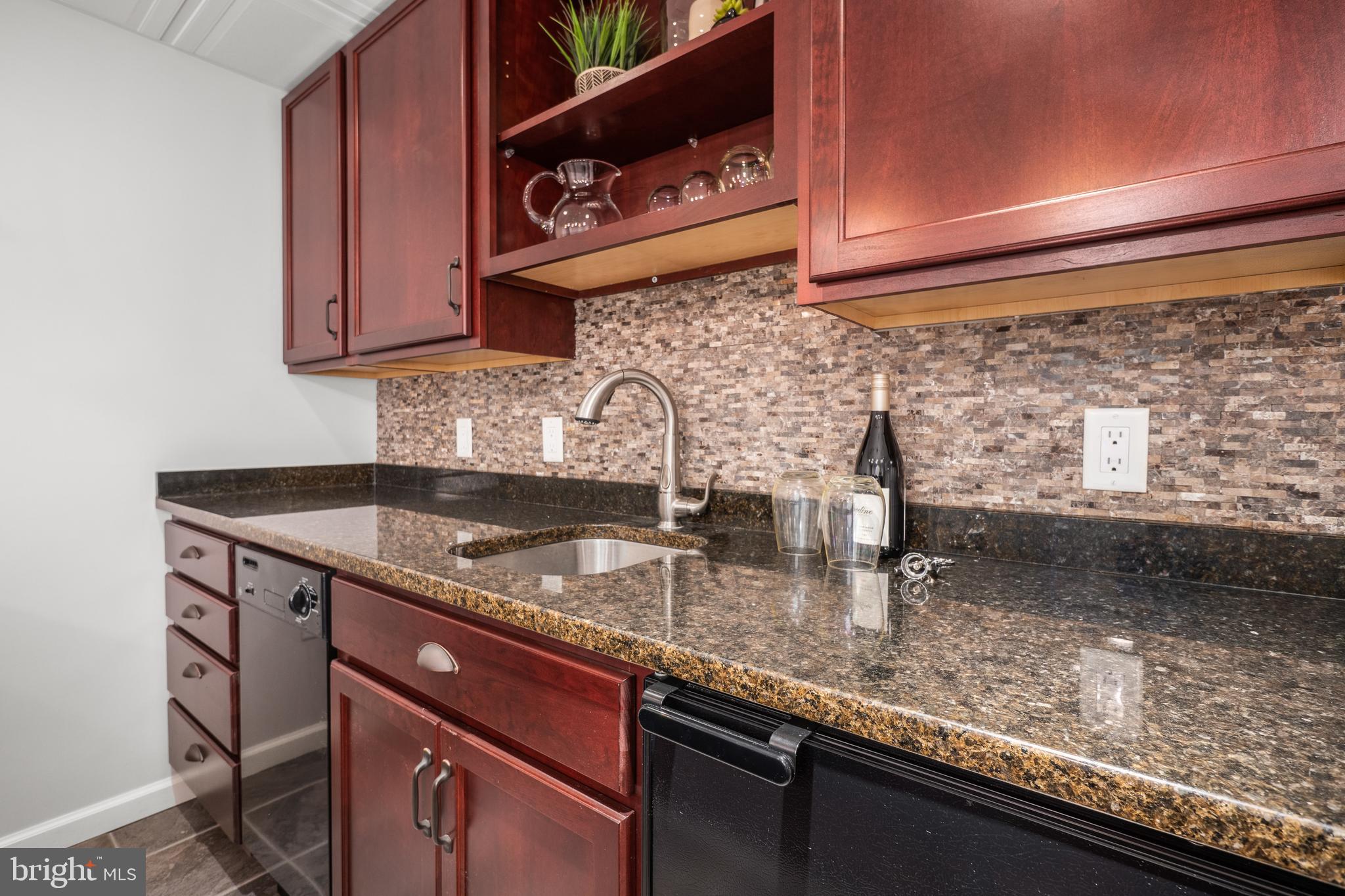 WOODLAND HILL CC EST - Residential