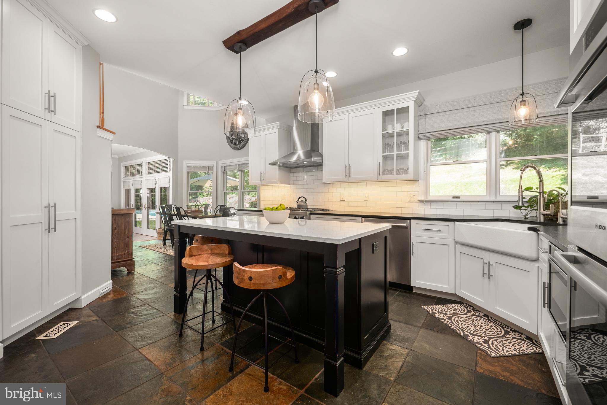 WOODLAND HILL CC EST - Residential