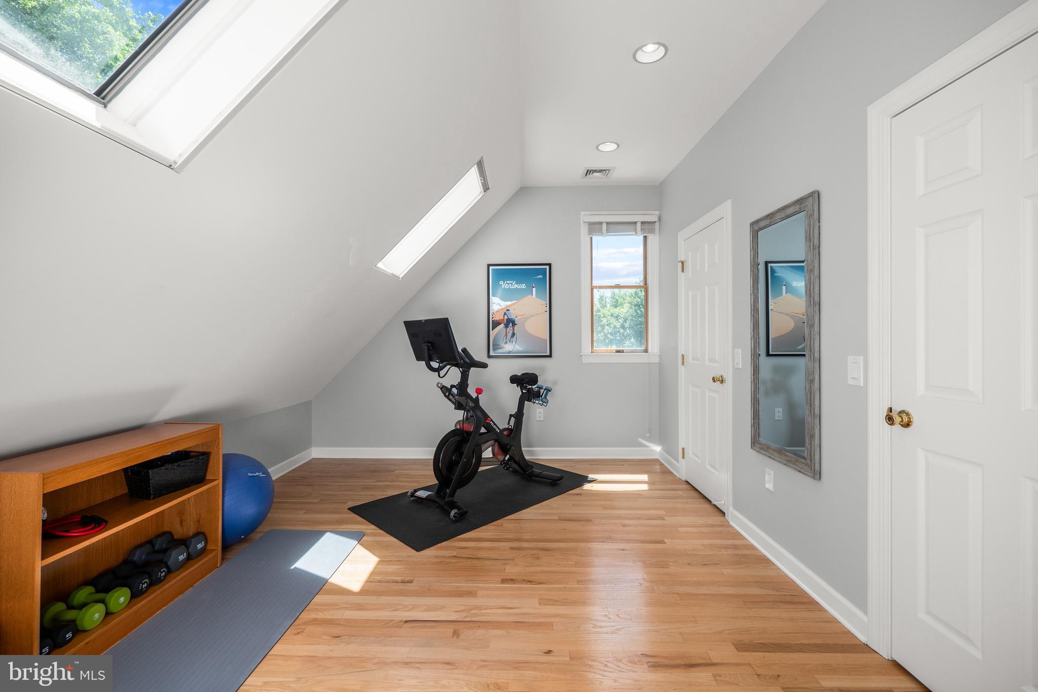 WOODLAND HILL CC EST - Residential