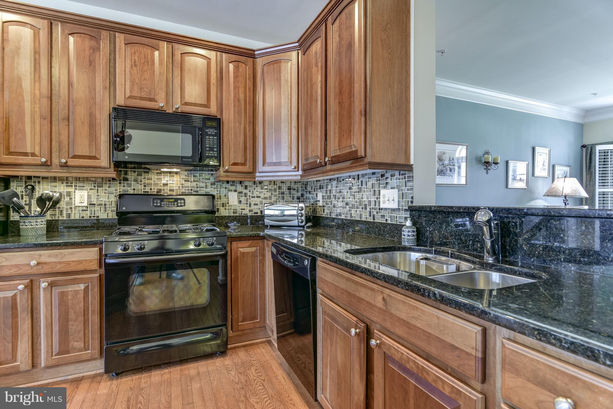 GREENWAY VILLAGE - Residential