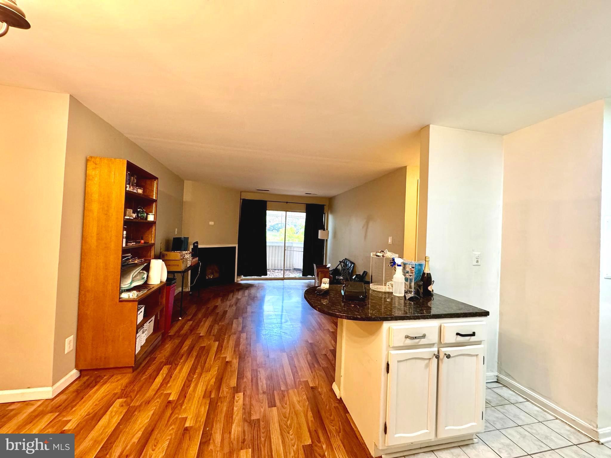 FARMINGDALE - Residential Lease