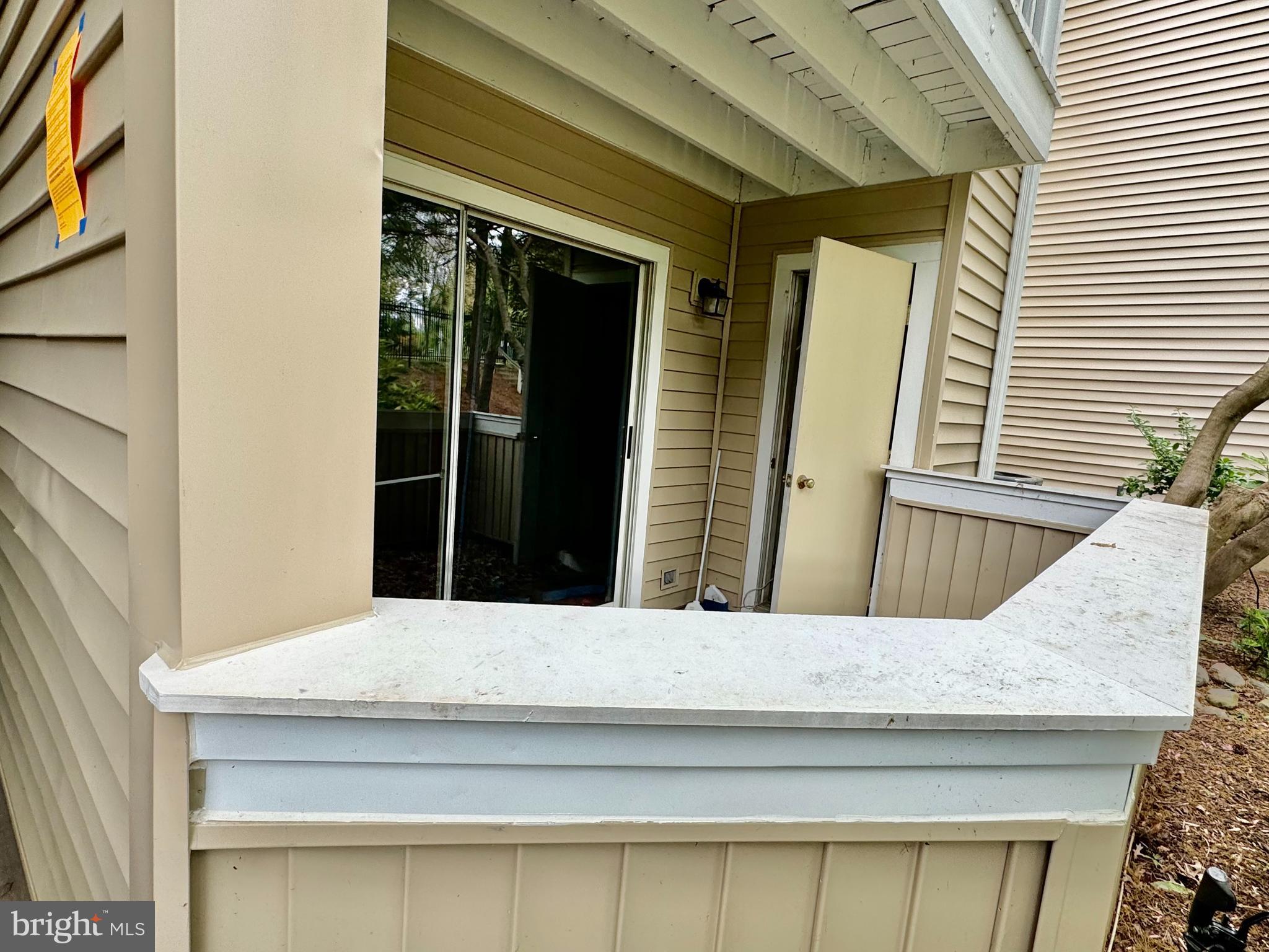 FARMINGDALE - Residential Lease