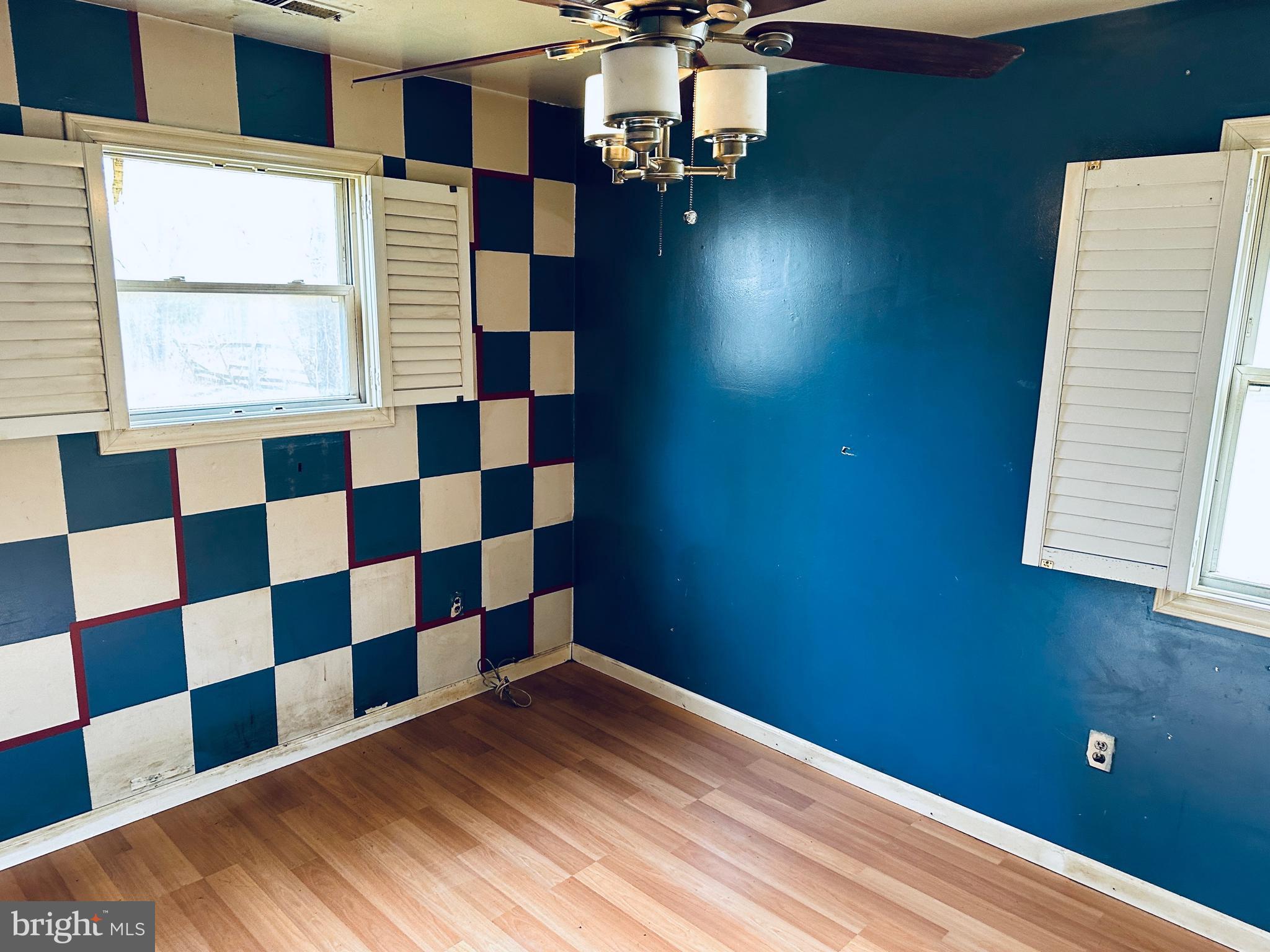 BRIGHTWATERS - Residential