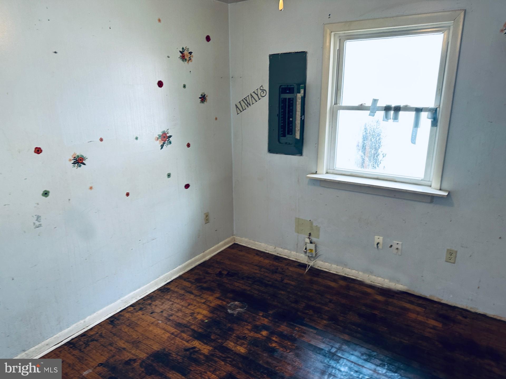 BRIGHTWATERS - Residential