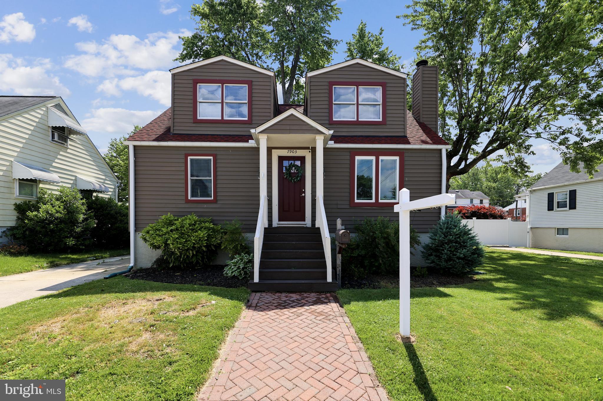 PARKVILLE HEIGHTS - Residential