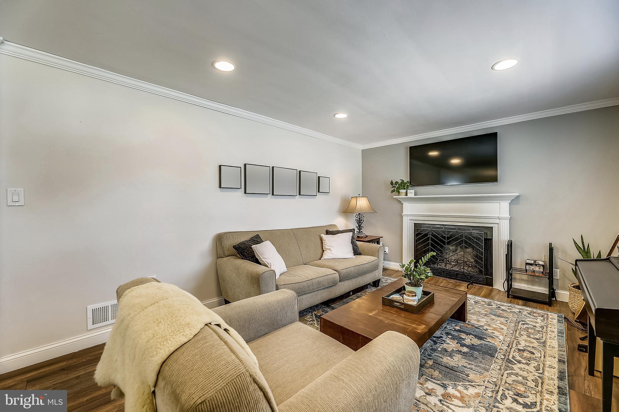 PARKVILLE HEIGHTS - Residential