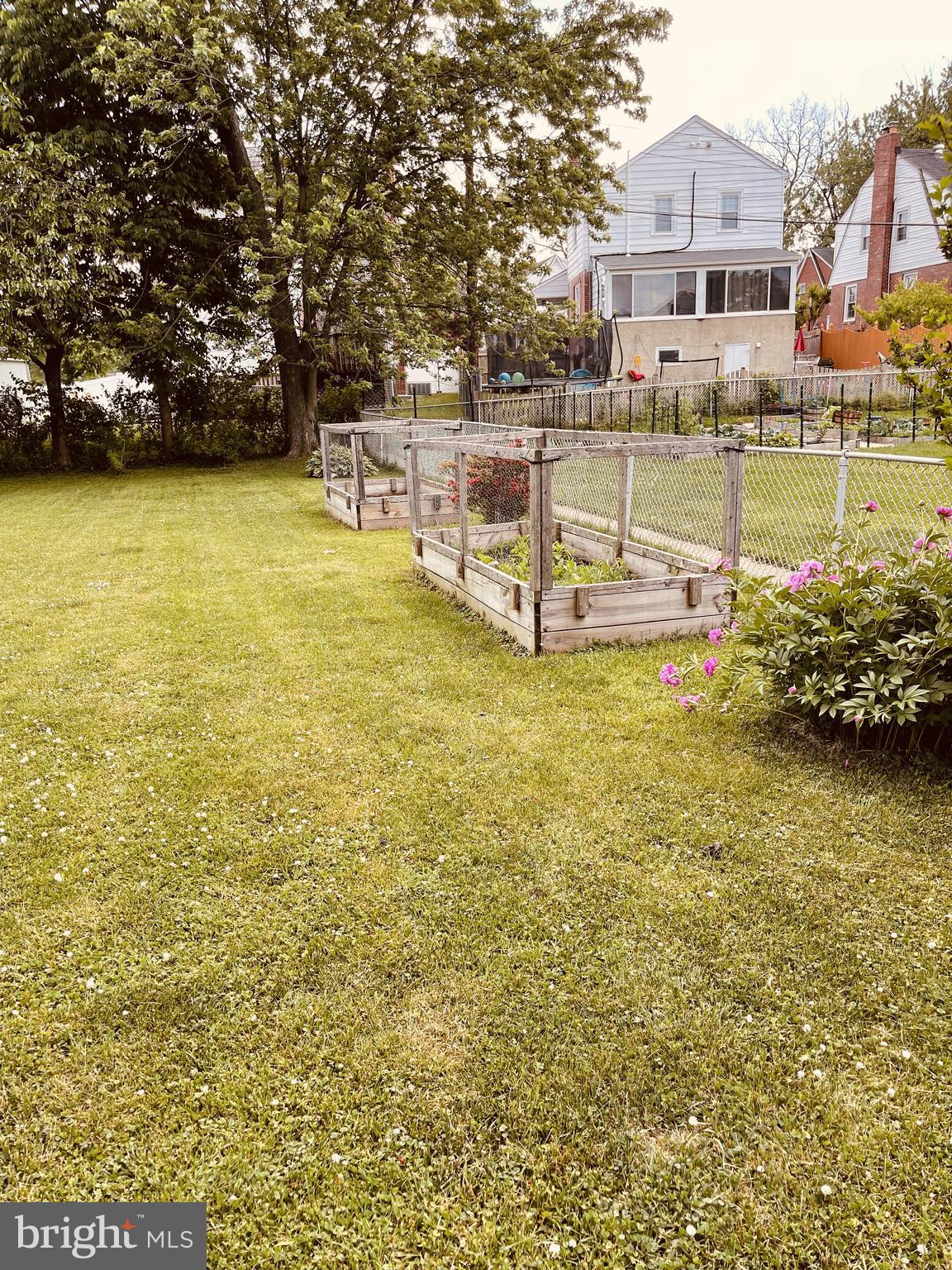 PARKVILLE HEIGHTS - Residential