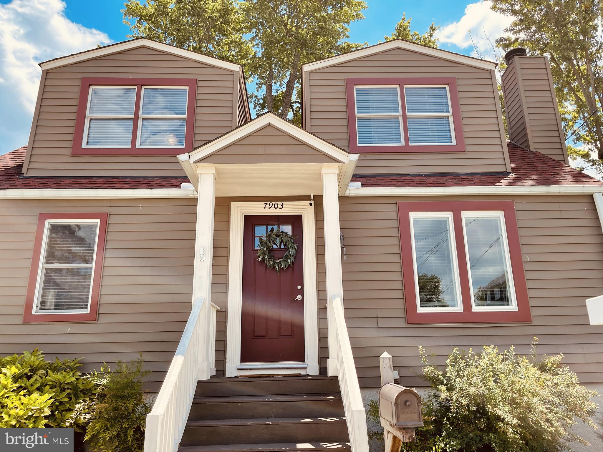 PARKVILLE HEIGHTS - Residential