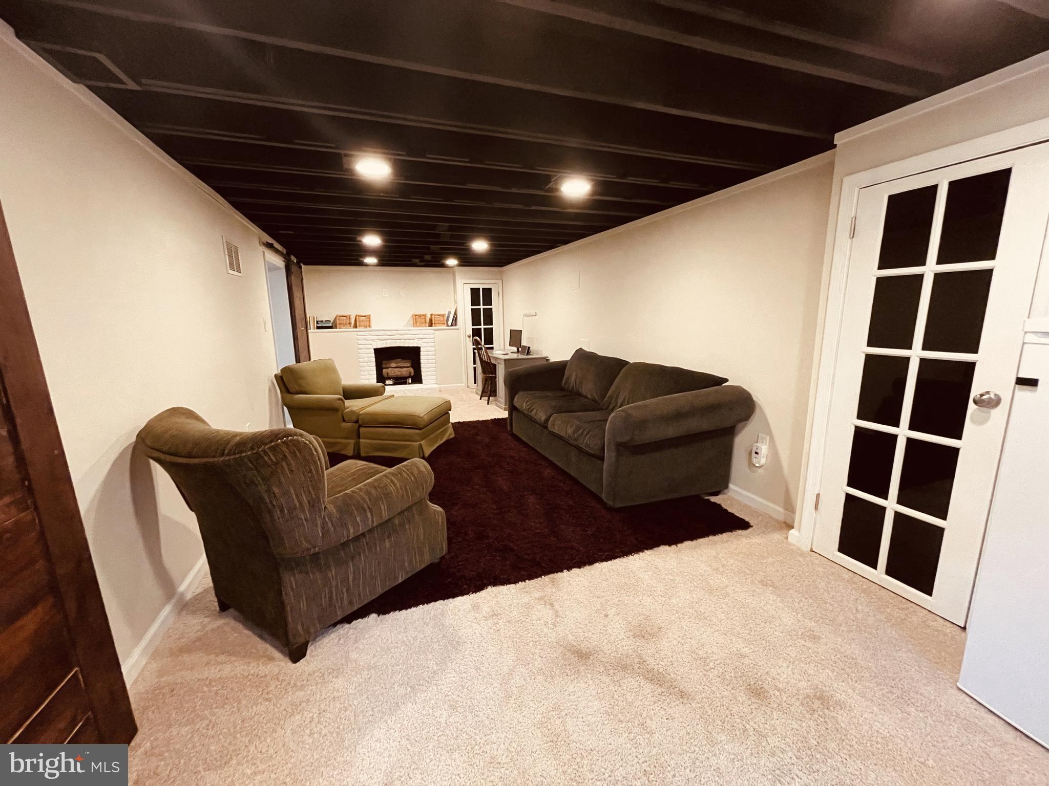 PARKVILLE HEIGHTS - Residential