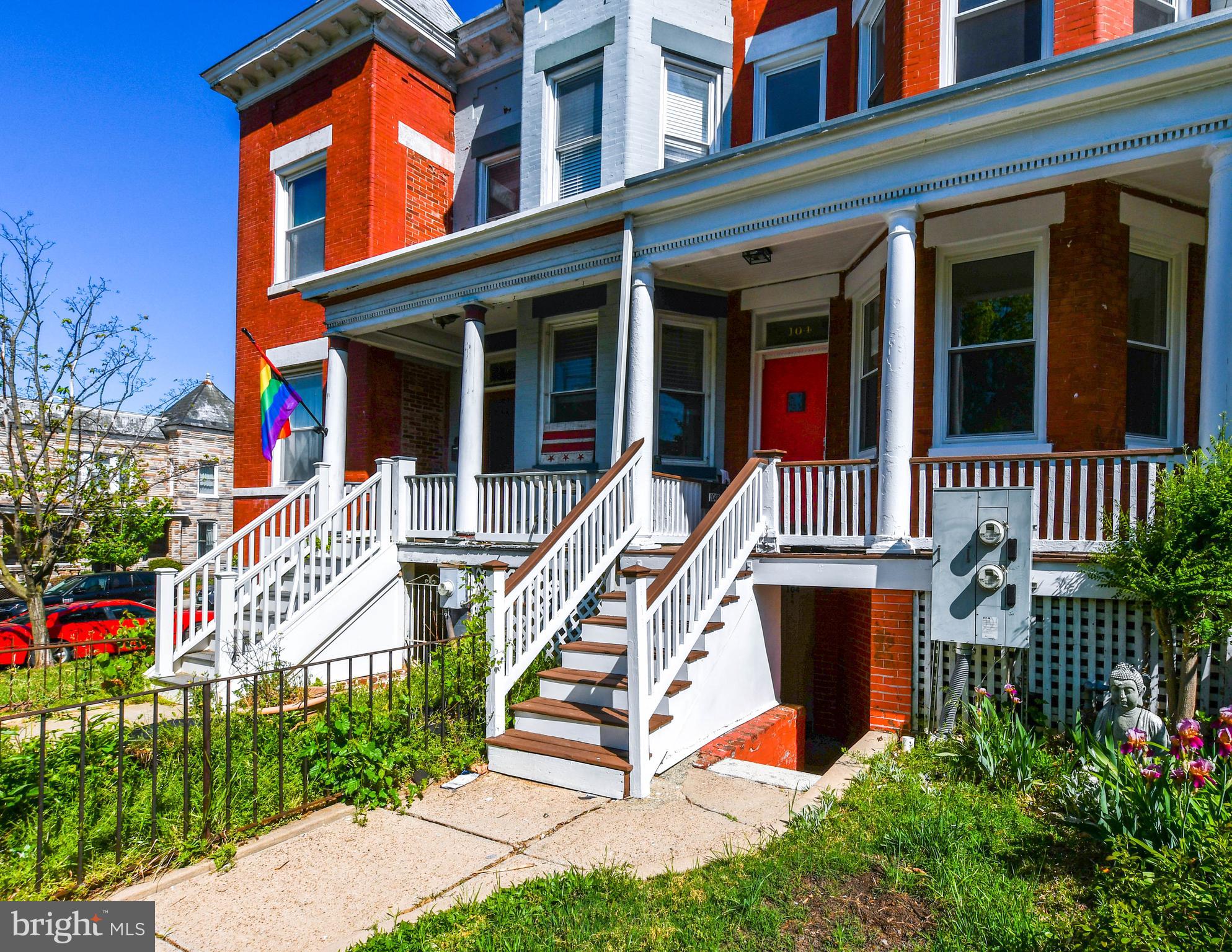 104 R ST #A NE