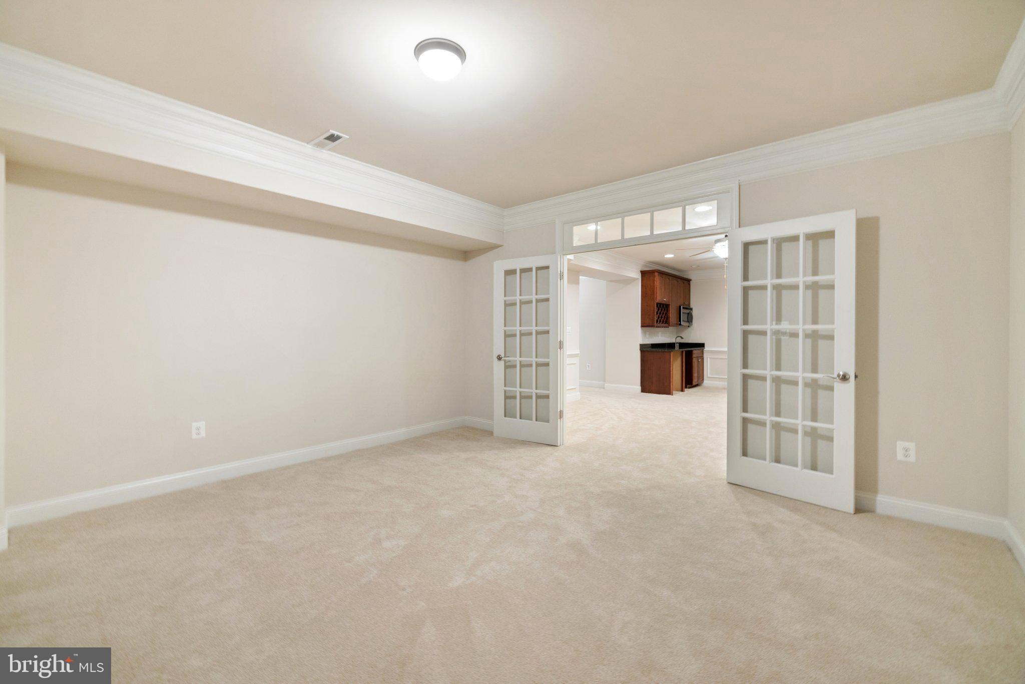 WEST VIENNA WOODS - Residential