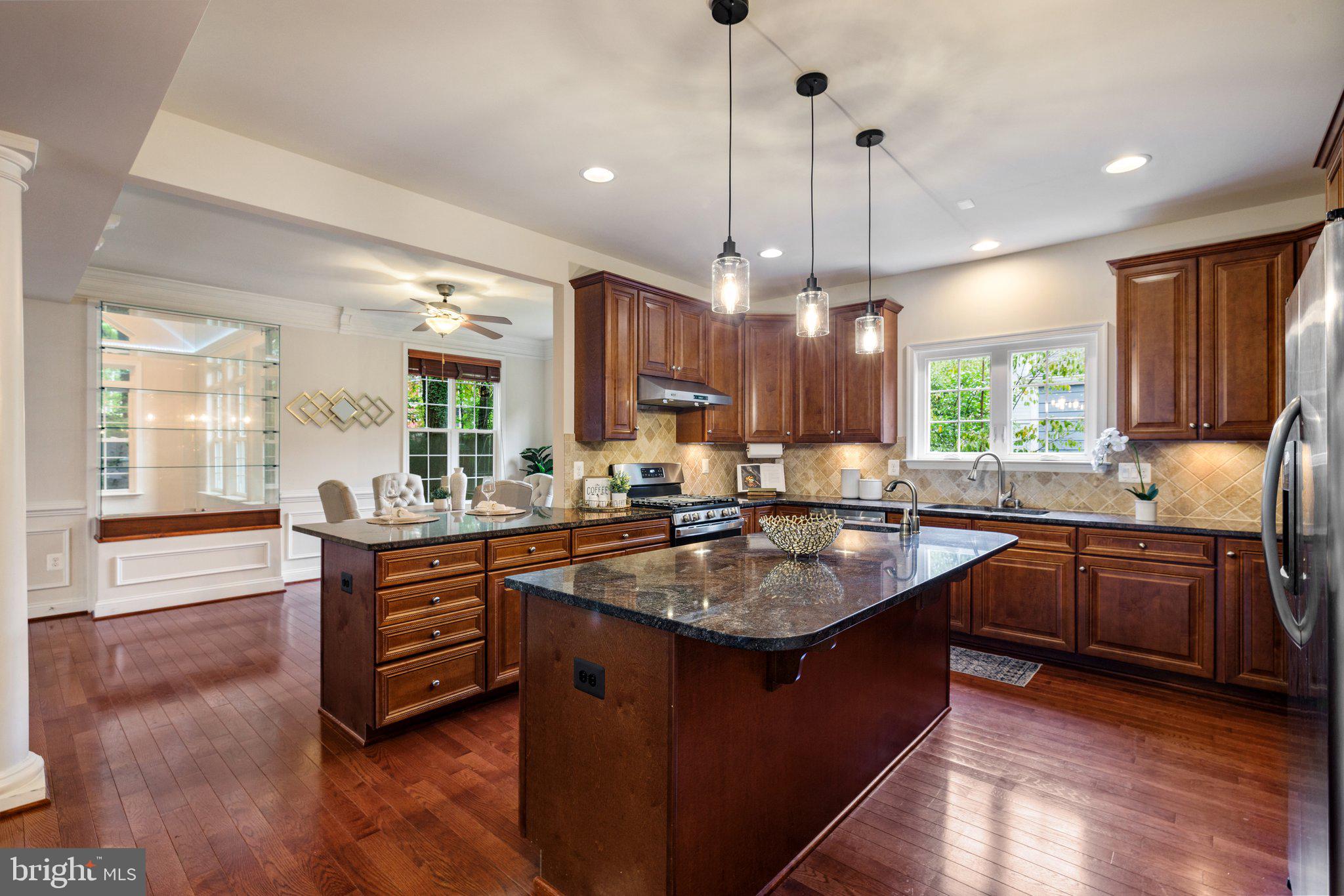 WEST VIENNA WOODS - Residential