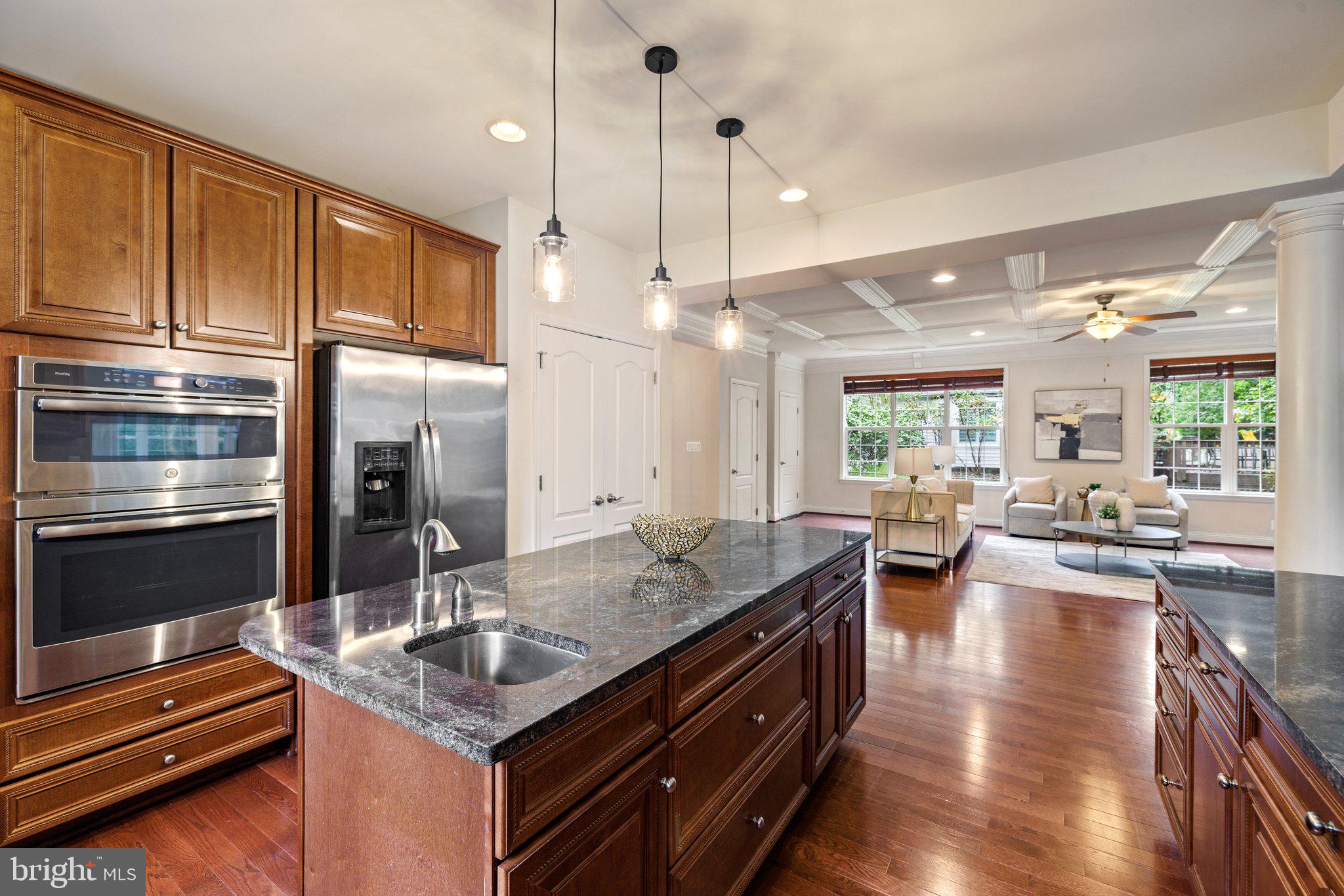 WEST VIENNA WOODS - Residential