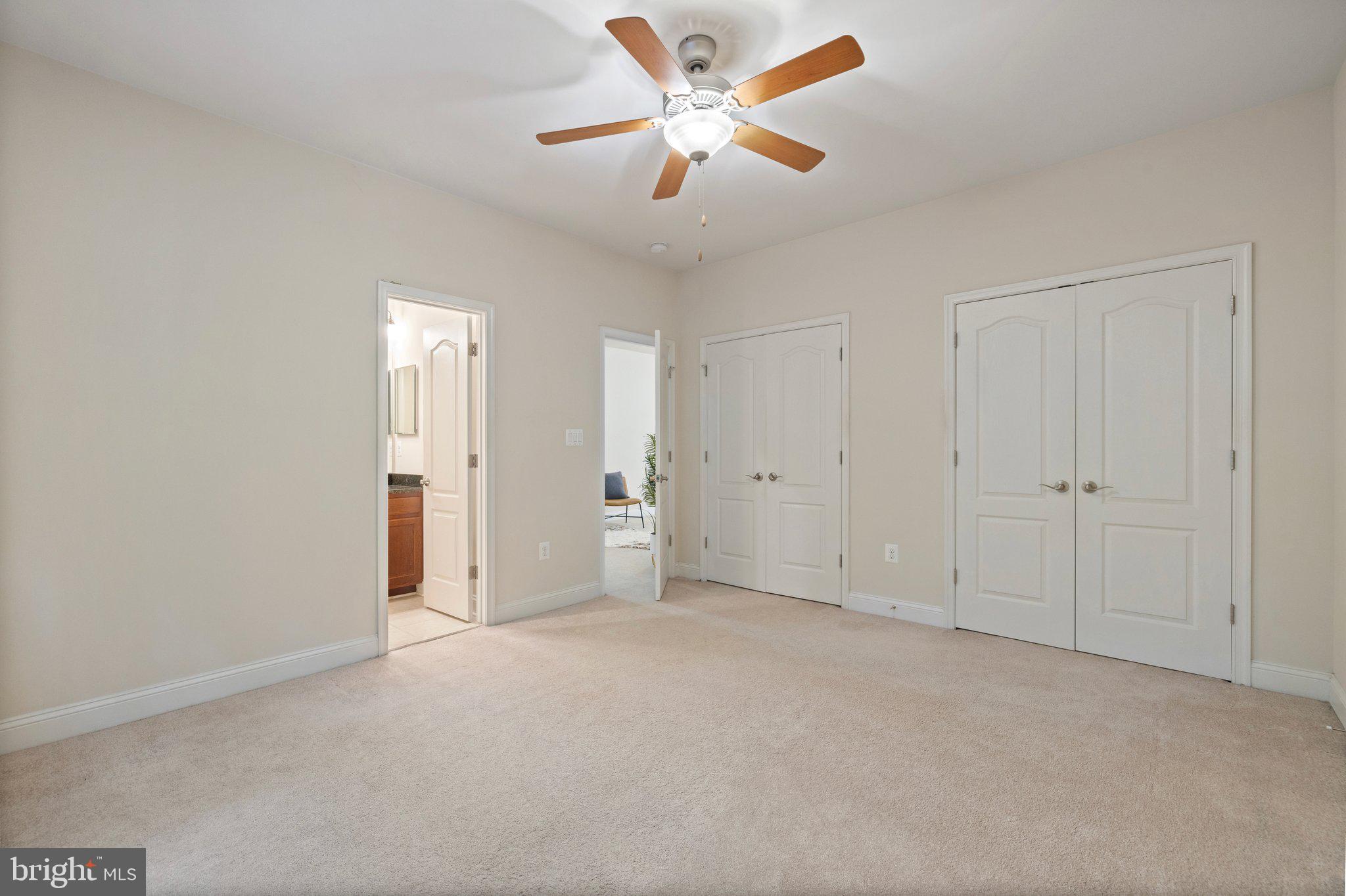 WEST VIENNA WOODS - Residential