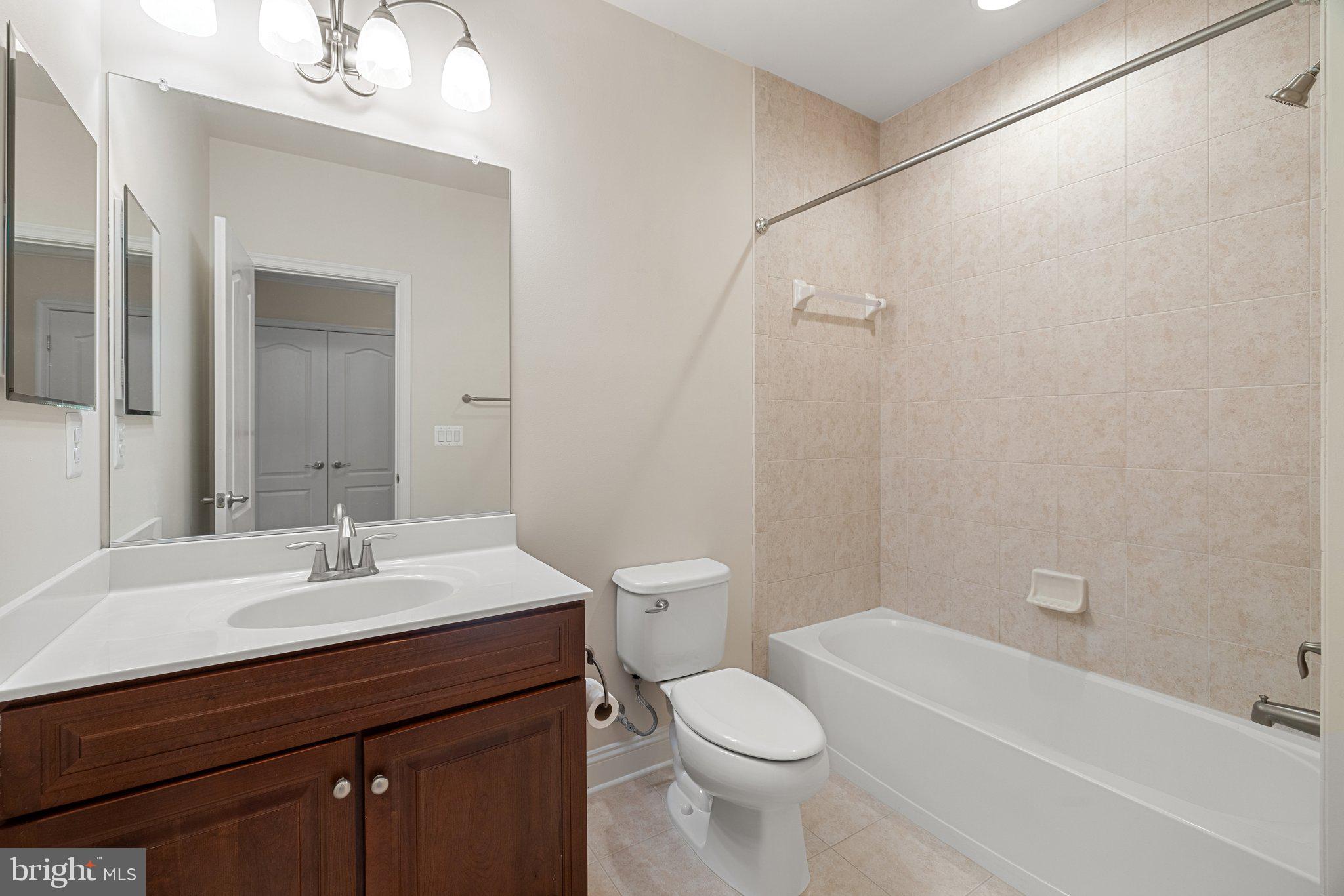 WEST VIENNA WOODS - Residential