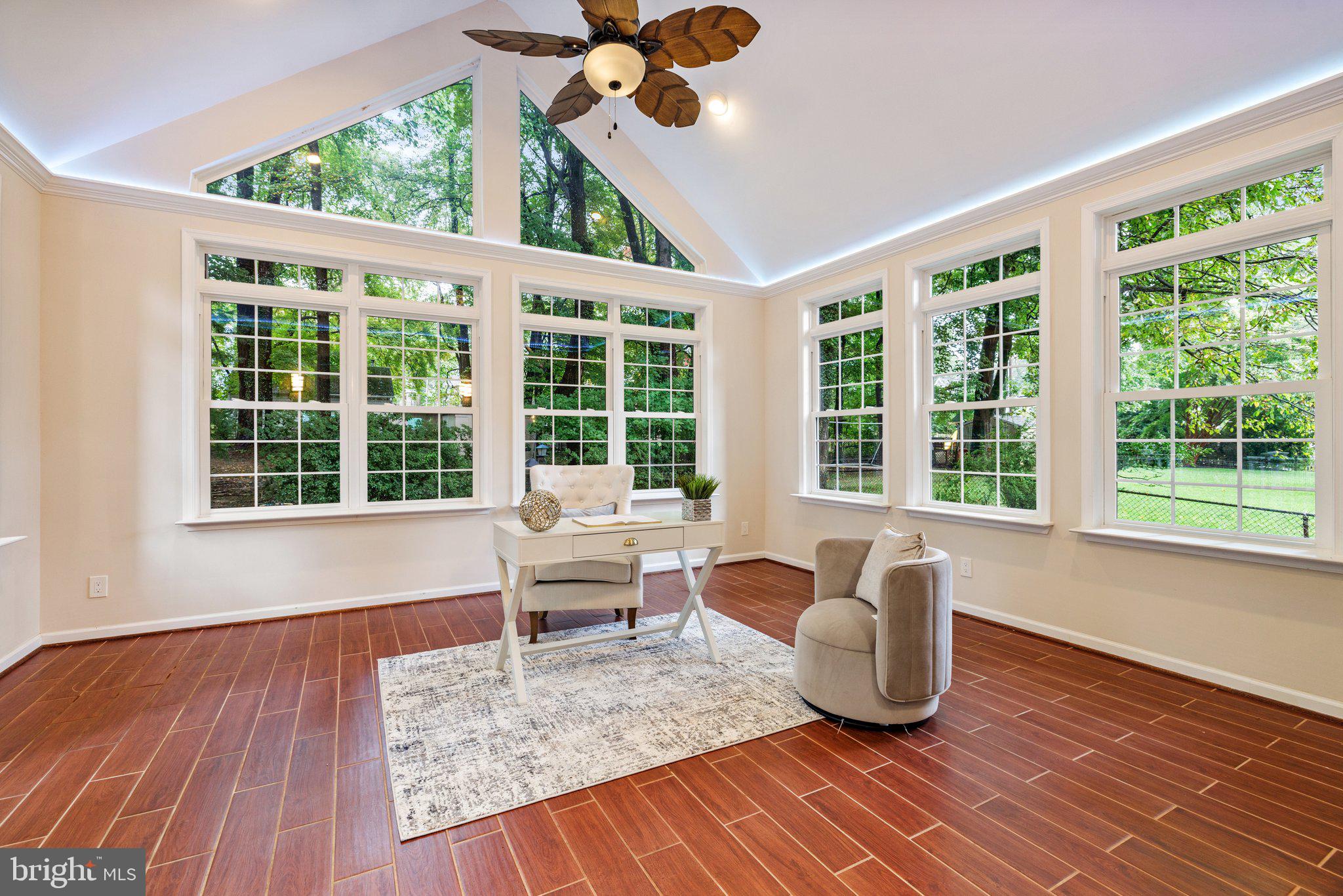 WEST VIENNA WOODS - Residential