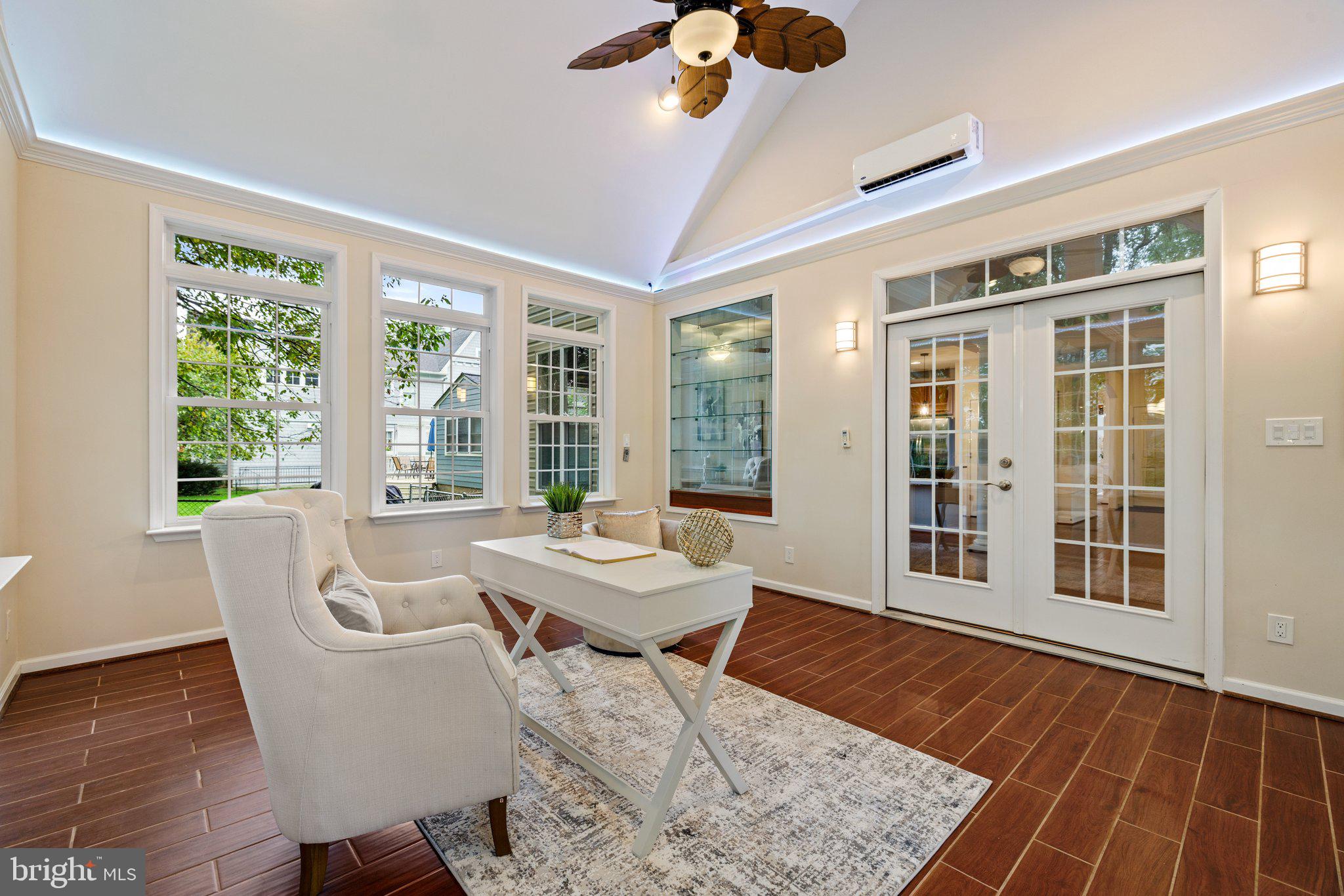 WEST VIENNA WOODS - Residential