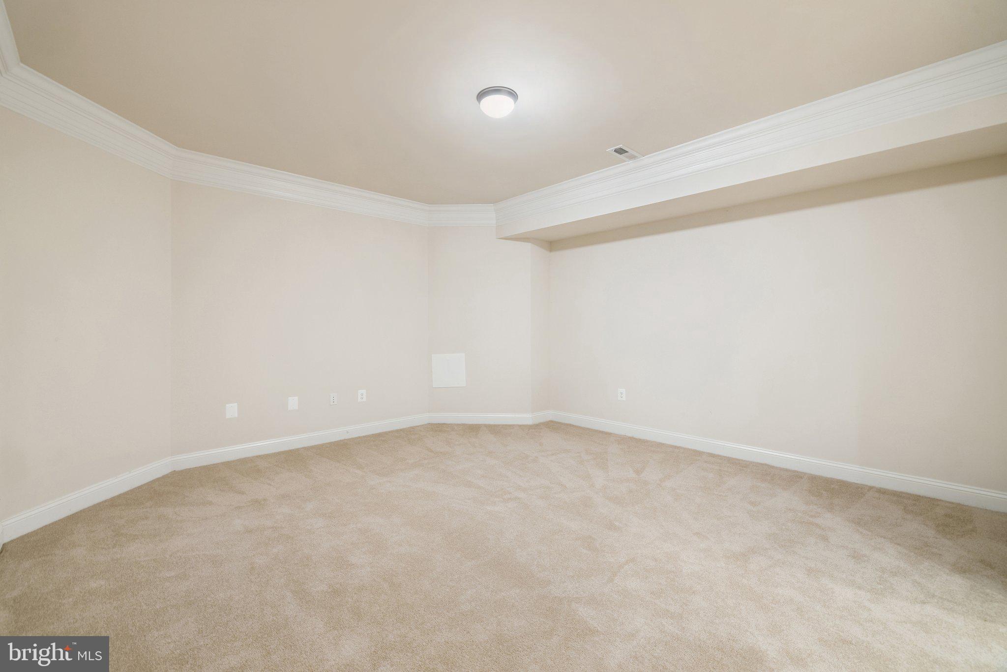 WEST VIENNA WOODS - Residential