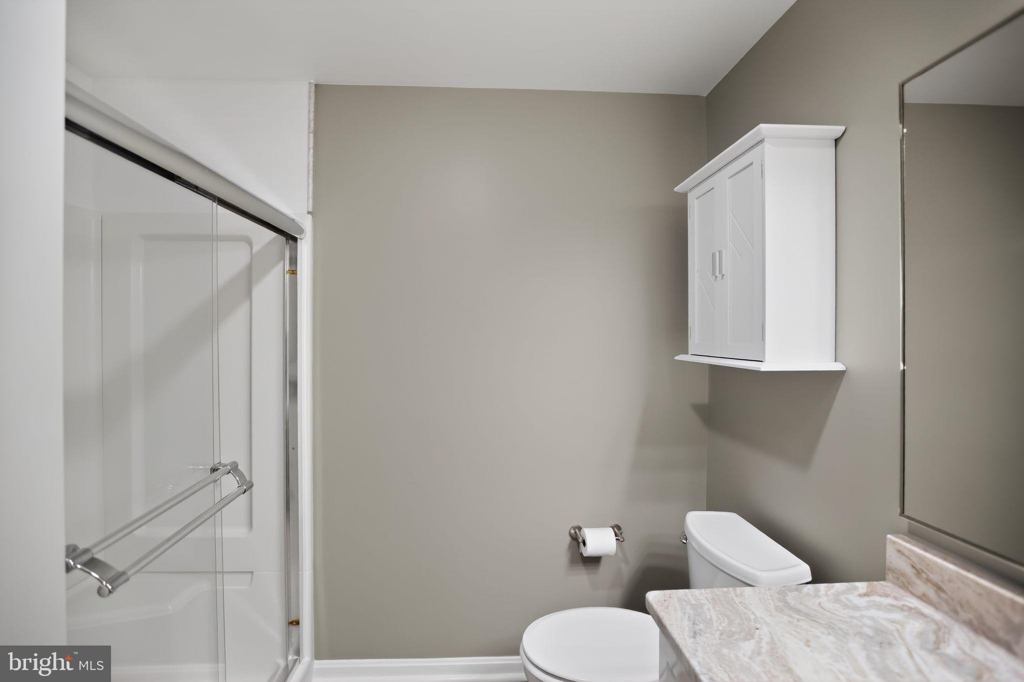 TURNBERRY COURTS AT LEIS - Residential