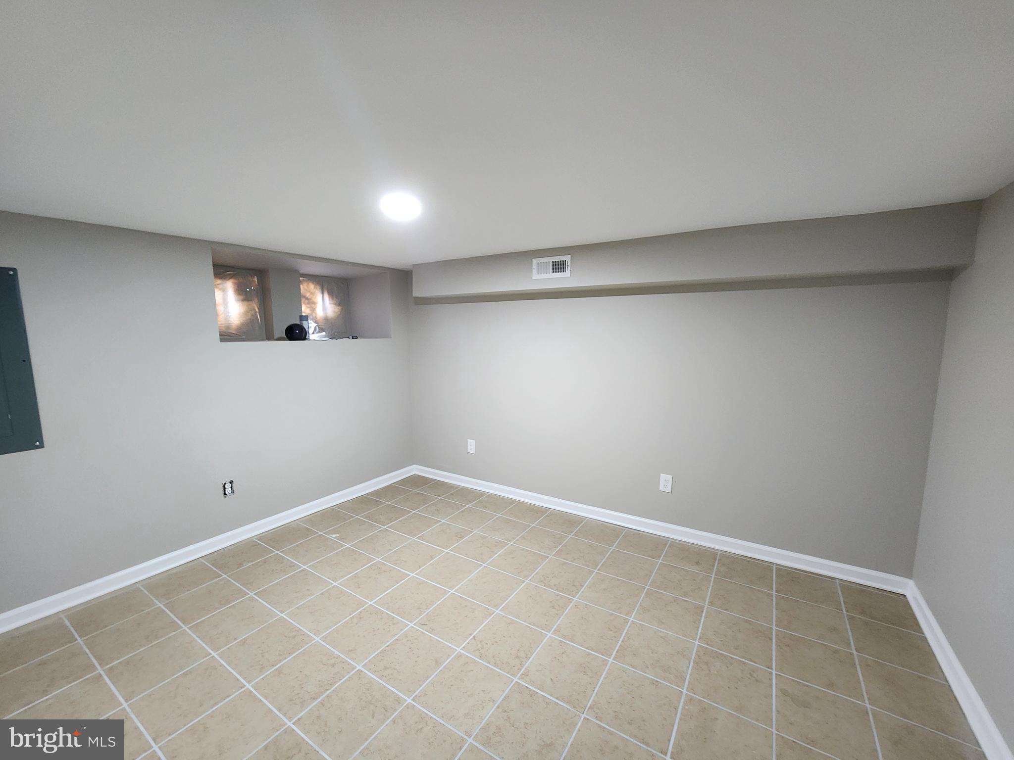 WEST BALTIMORE - Residential Lease