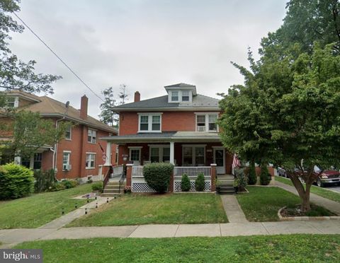 1057 LOCUST STREET COLUMBIA PA 17512