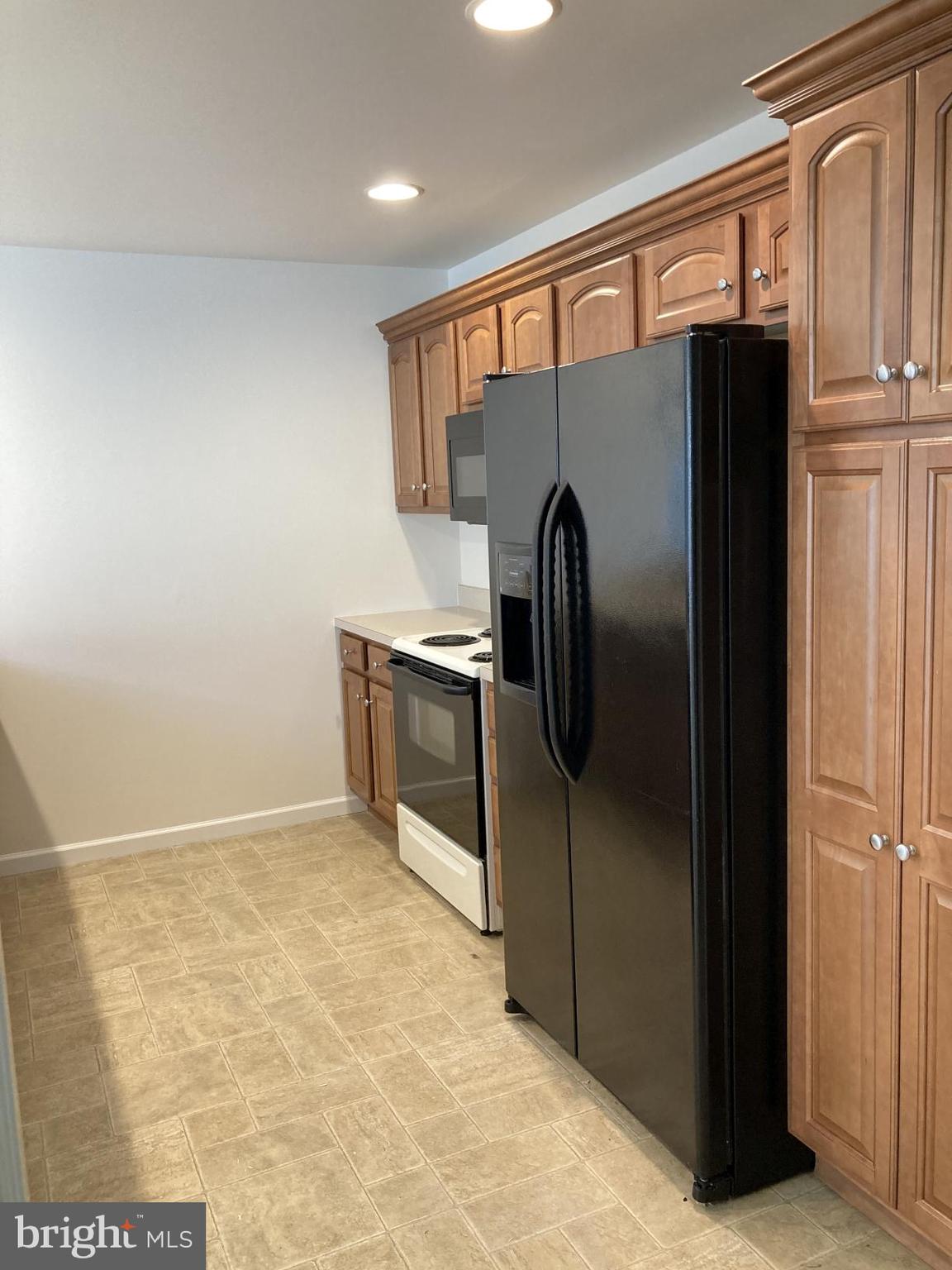 KISSEL HILL COMMONS - Residential