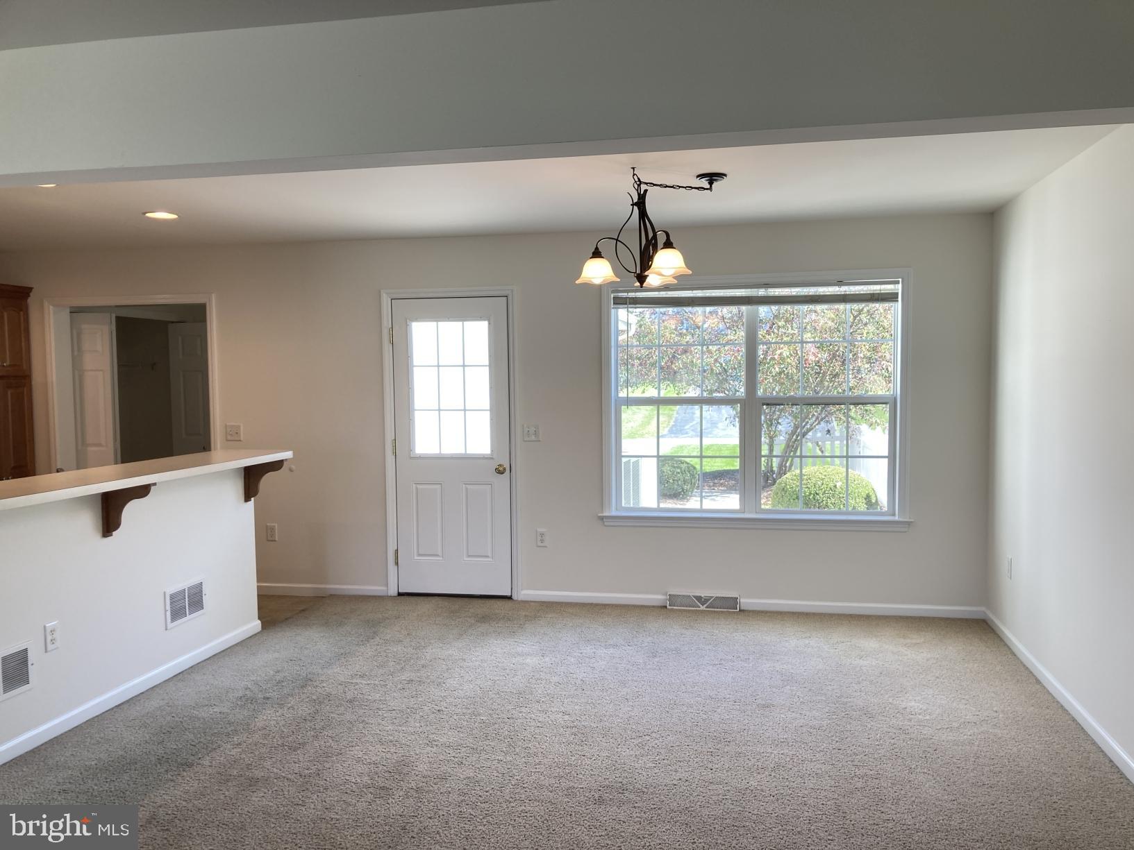 KISSEL HILL COMMONS - Residential