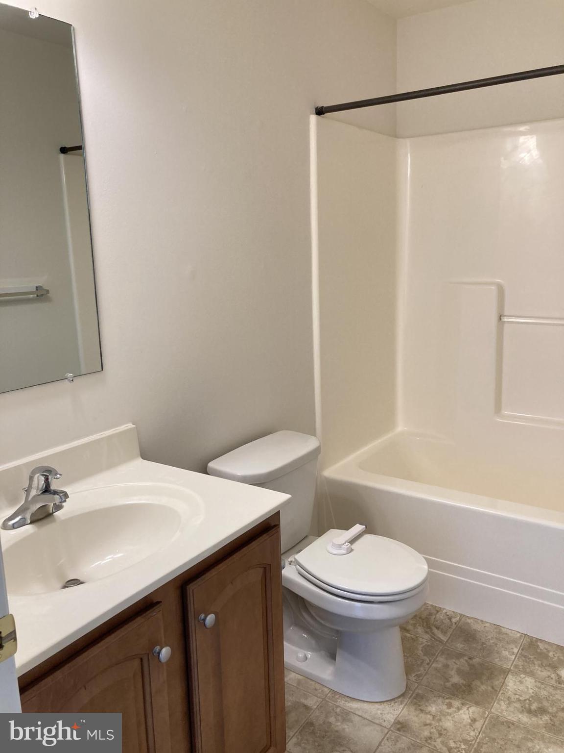 KISSEL HILL COMMONS - Residential