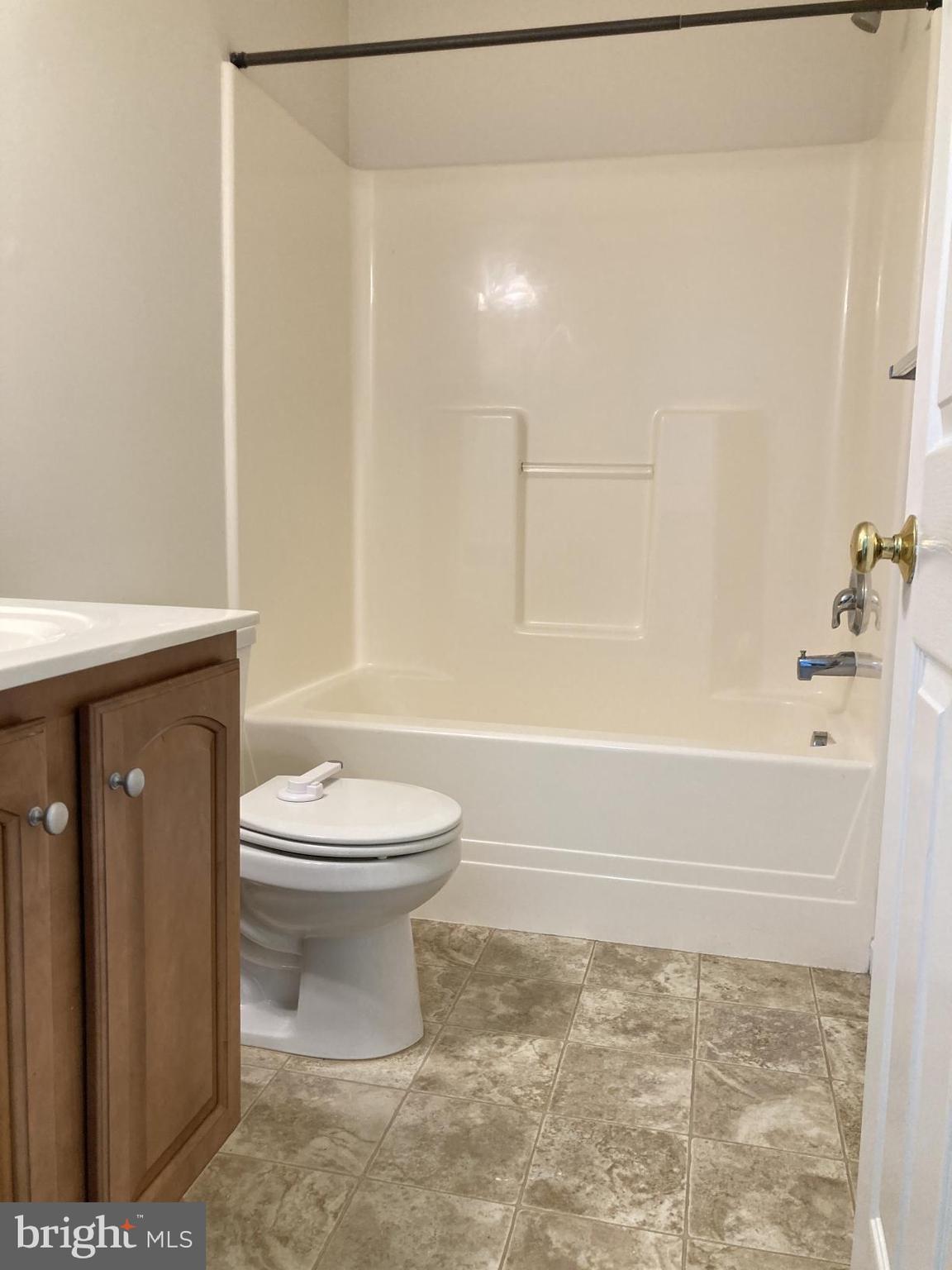 KISSEL HILL COMMONS - Residential