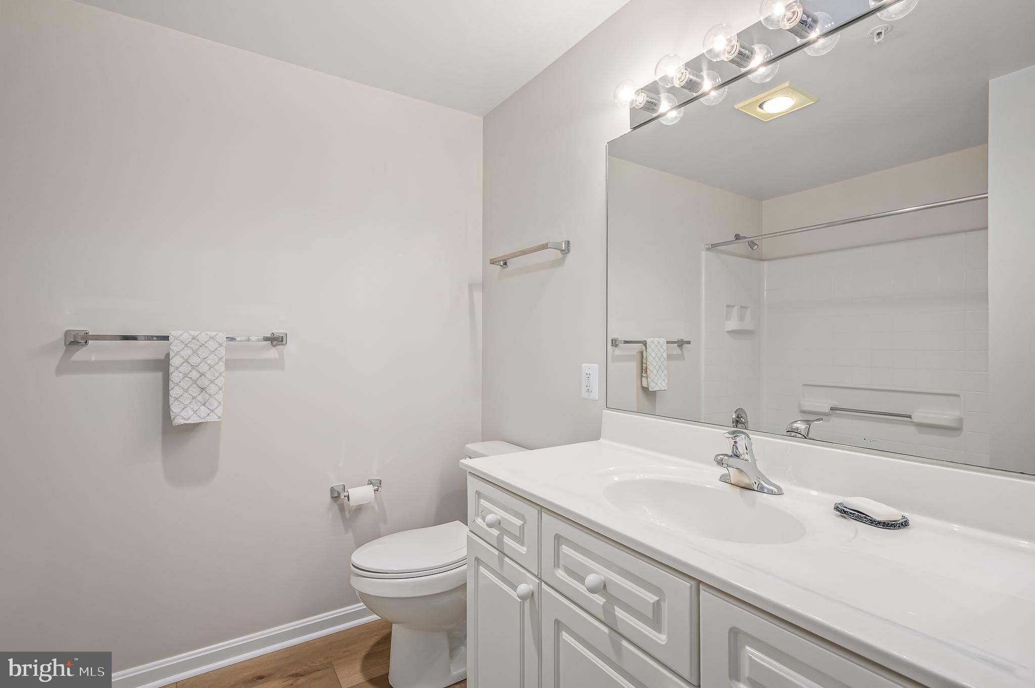 MAGNOLIAS AT LANSDOWNE WOODS - Residential