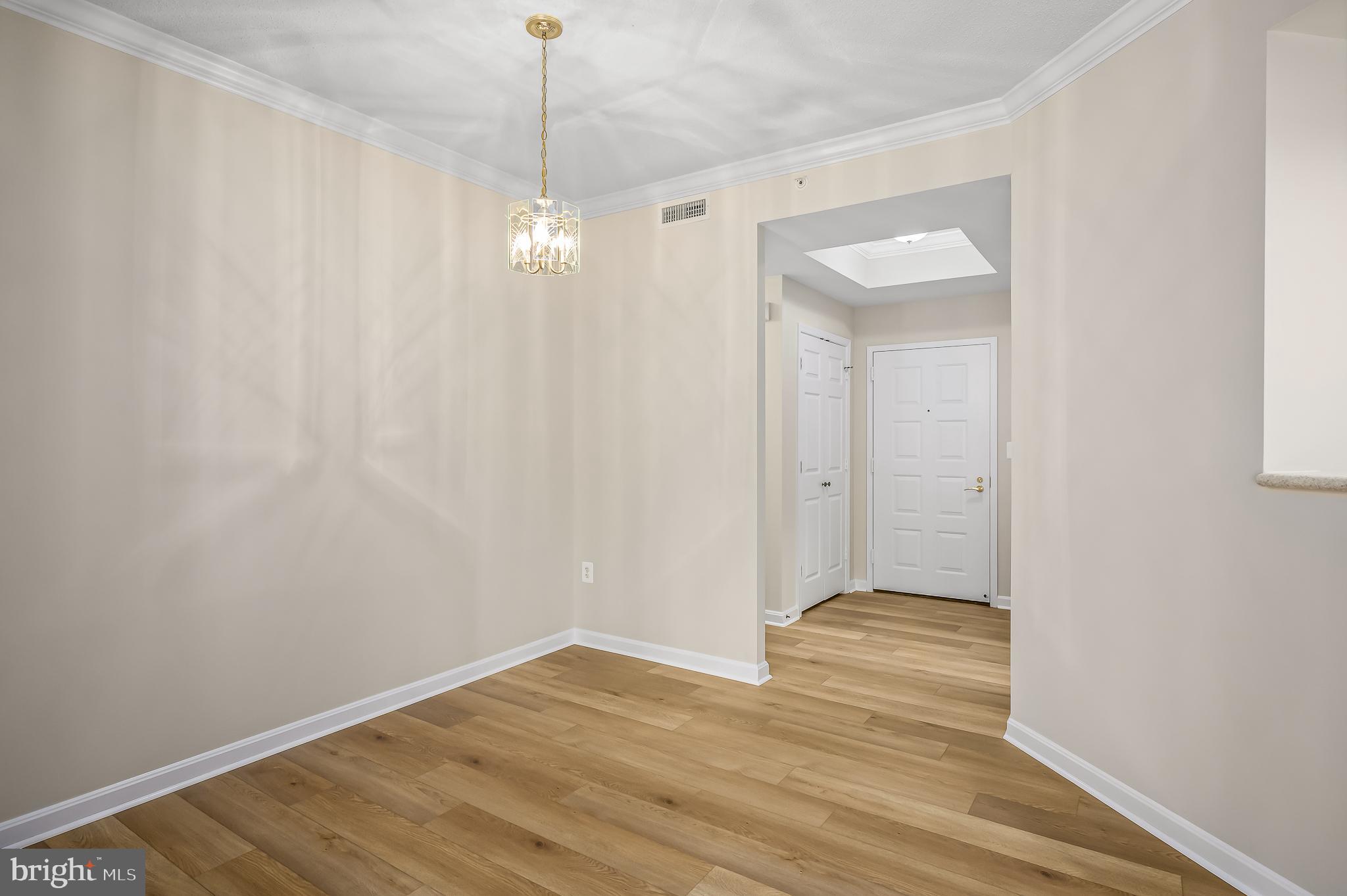 MAGNOLIAS AT LANSDOWNE WOODS - Residential