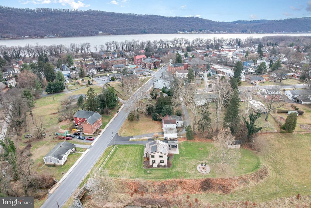 Photo of 140 N Waterford Avenue, MARIETTA, PA 17547 (MLS # PALA2062472)