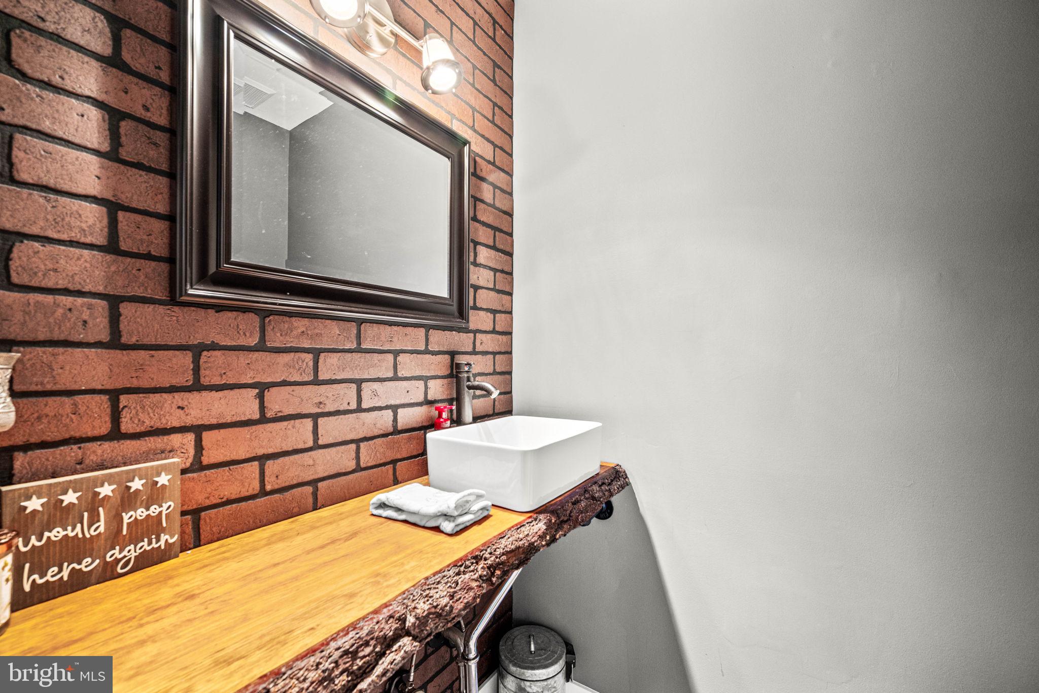 RUNNYMEADE FARMS - Residential