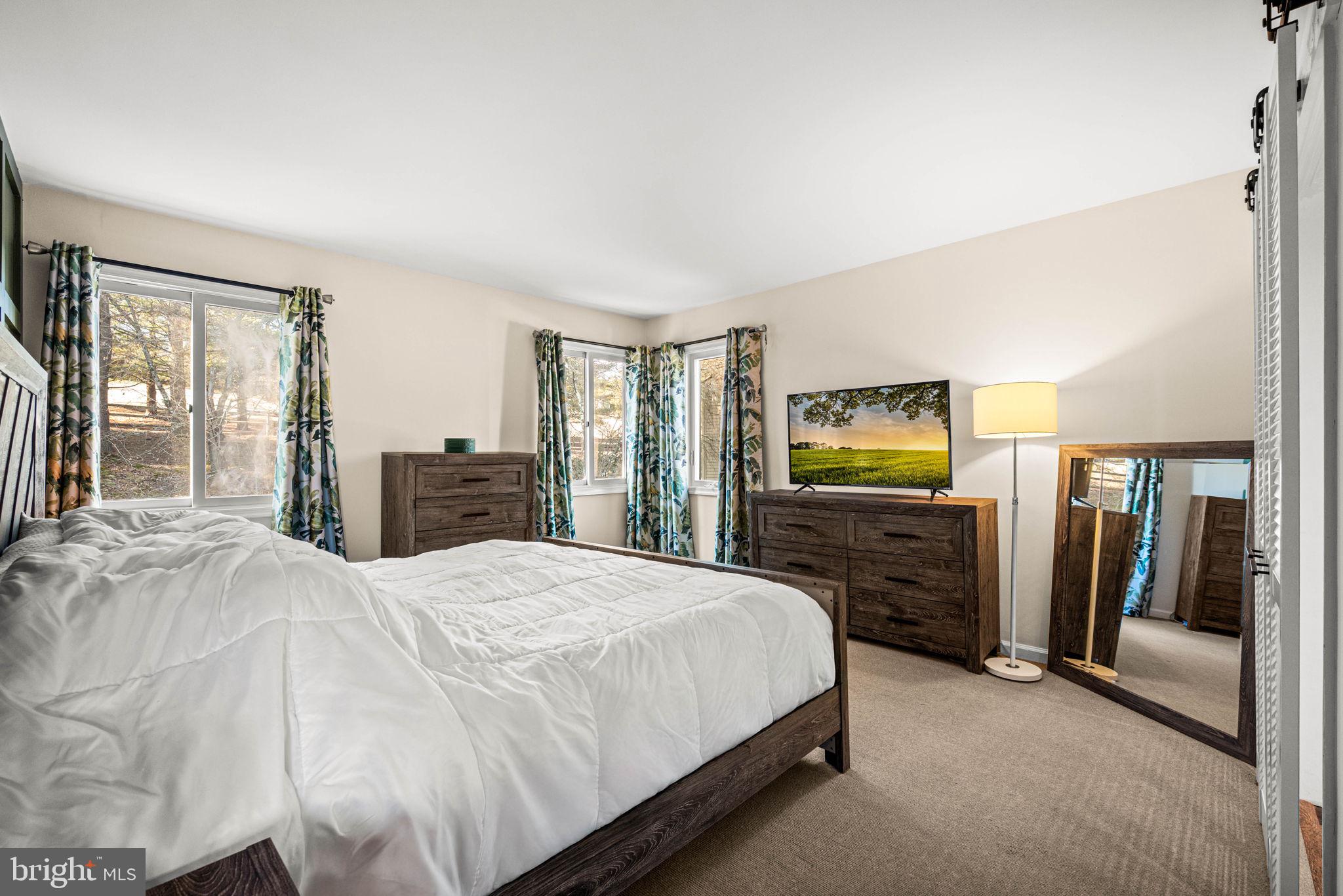 RUNNYMEADE FARMS - Residential