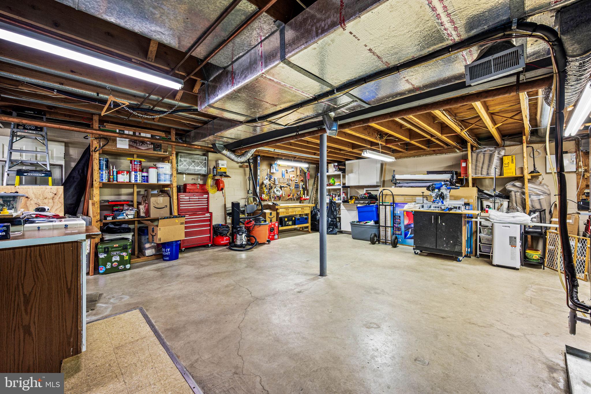 RUNNYMEADE FARMS - Residential