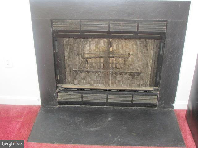 FORESTVILLE - Residential