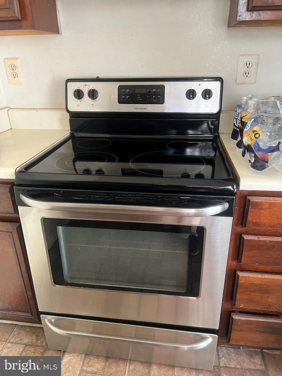 FORESTVILLE - Residential