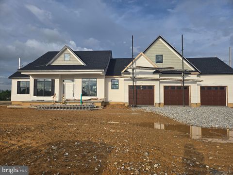 62 RED STONE 43 HANOVER PA 17331