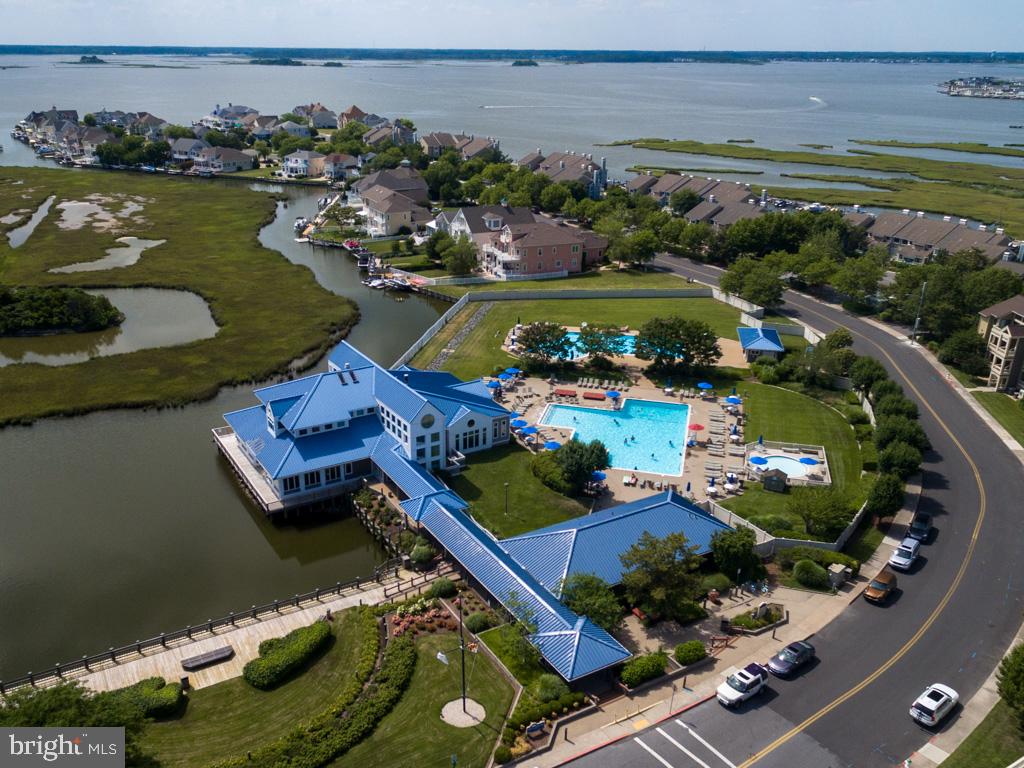 HERON HARBOUR - Residential