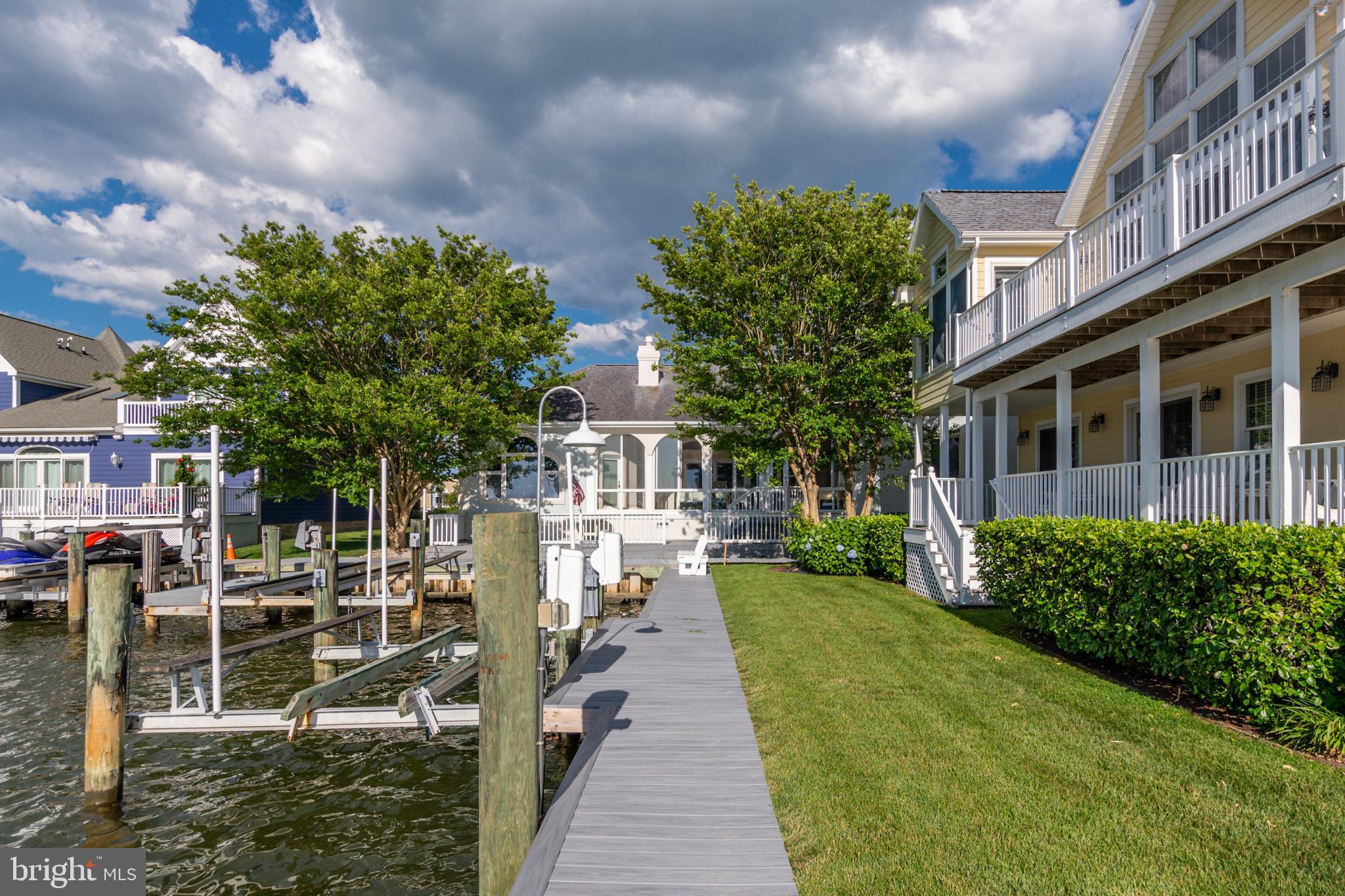 HERON HARBOUR - Residential