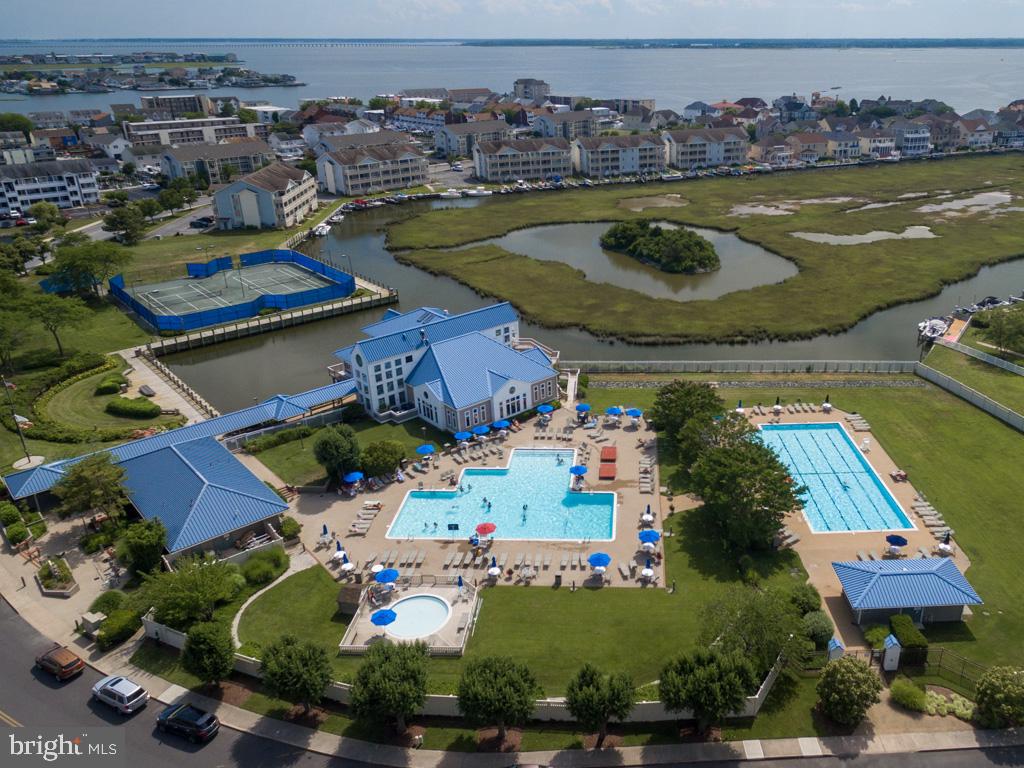 HERON HARBOUR - Residential