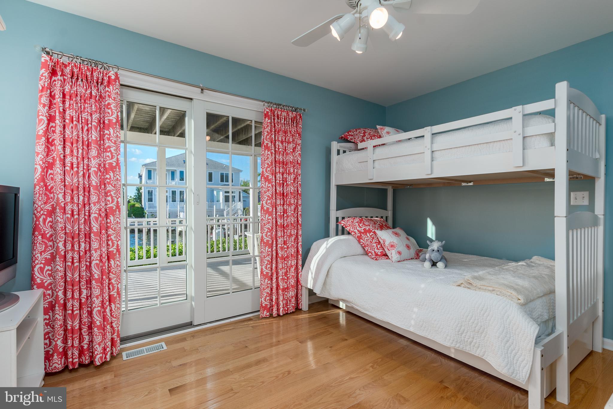 HERON HARBOUR - Residential