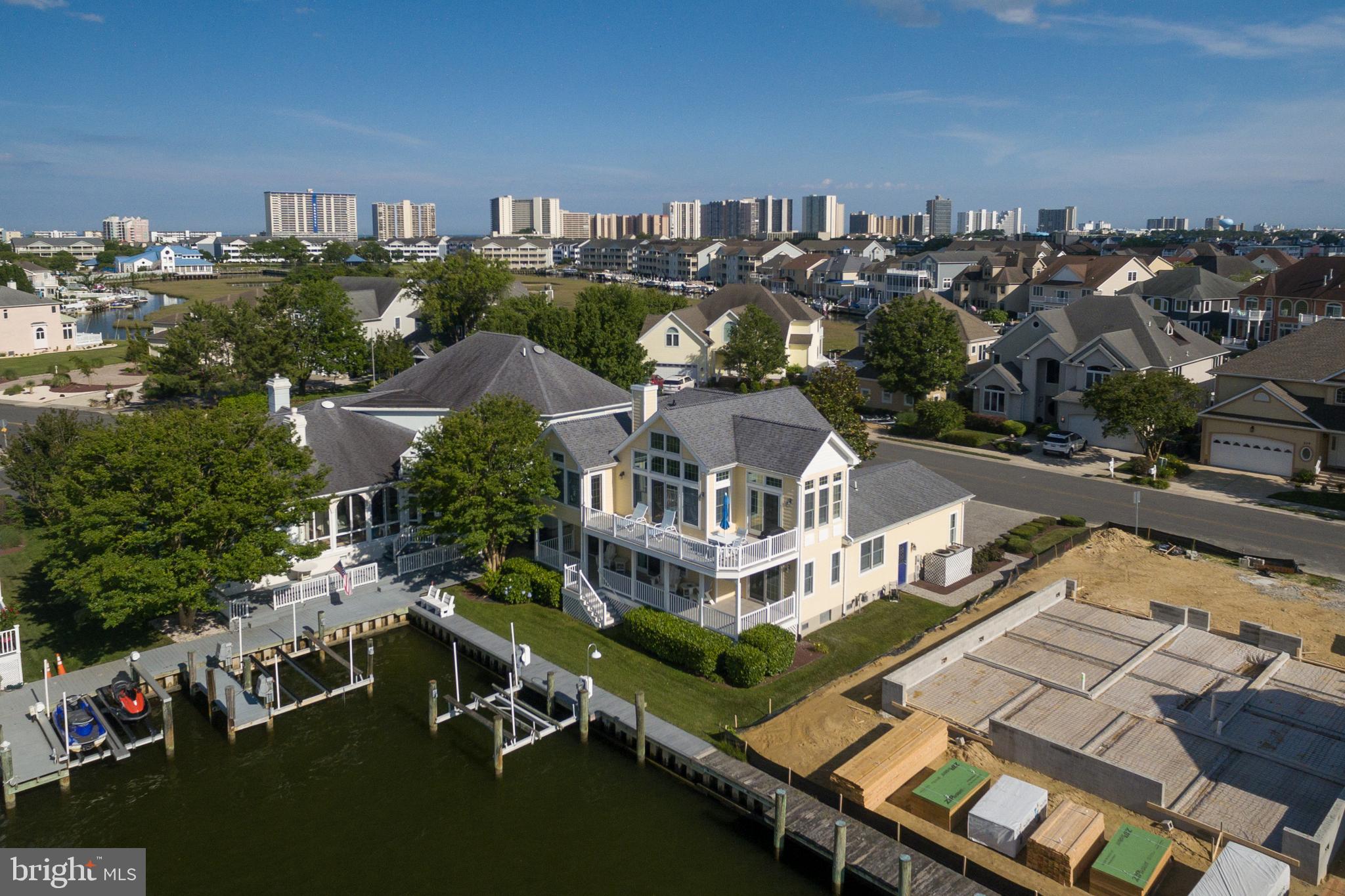 HERON HARBOUR - Residential