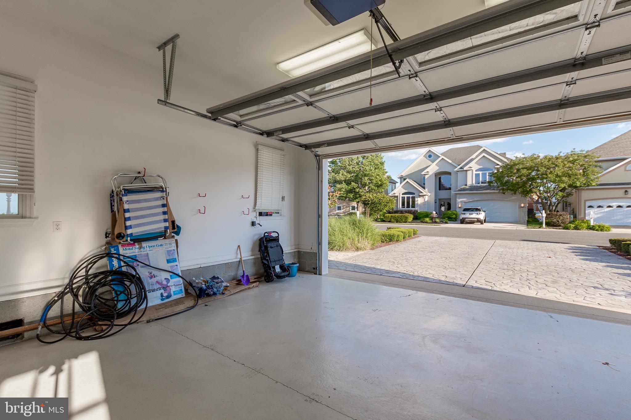 HERON HARBOUR - Residential