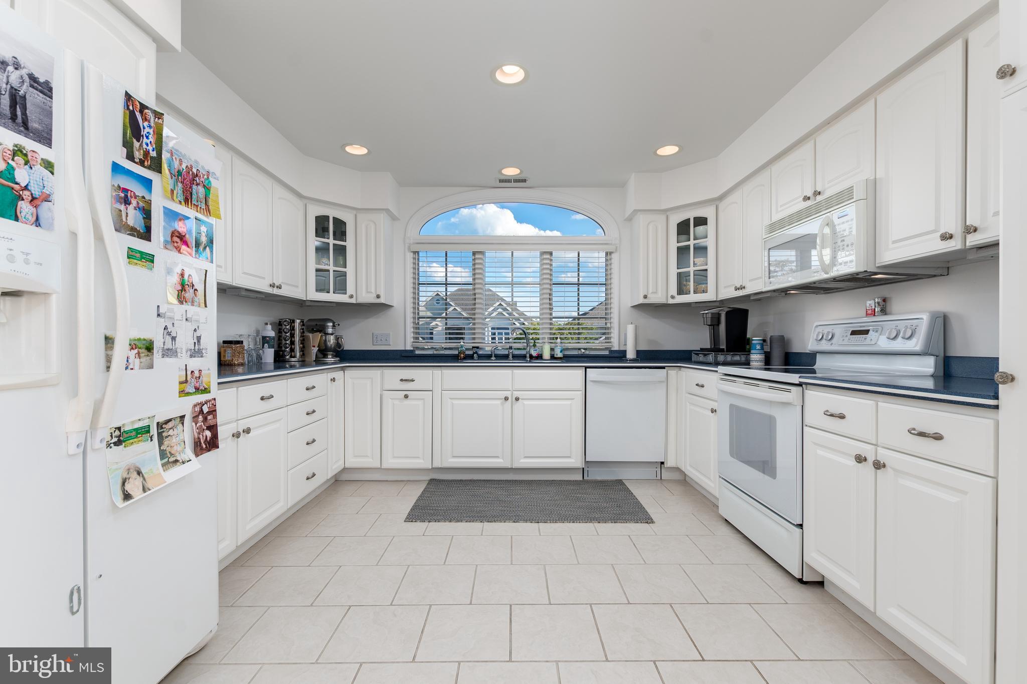 HERON HARBOUR - Residential