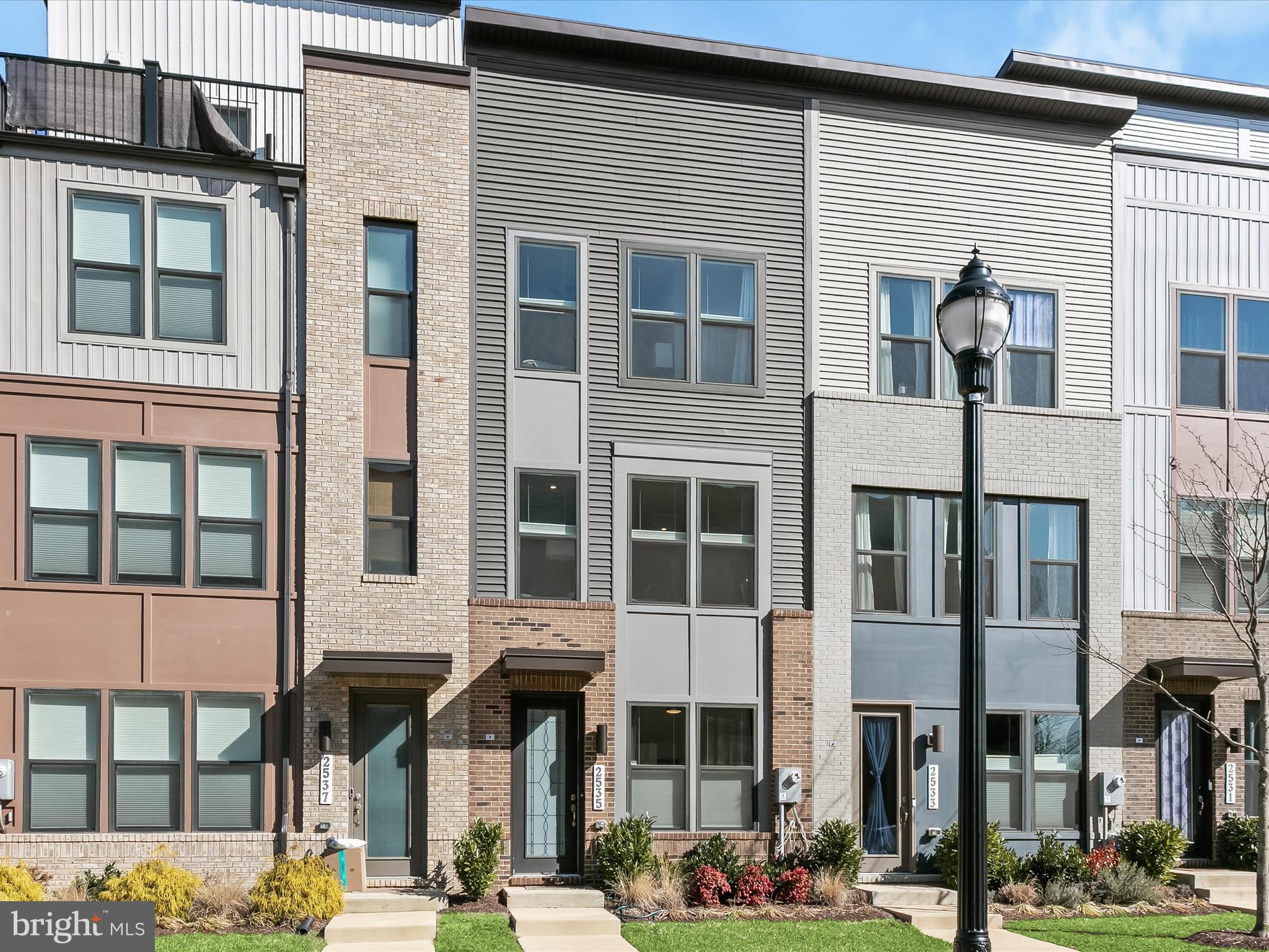 RIVERFRONT - Residential Lease