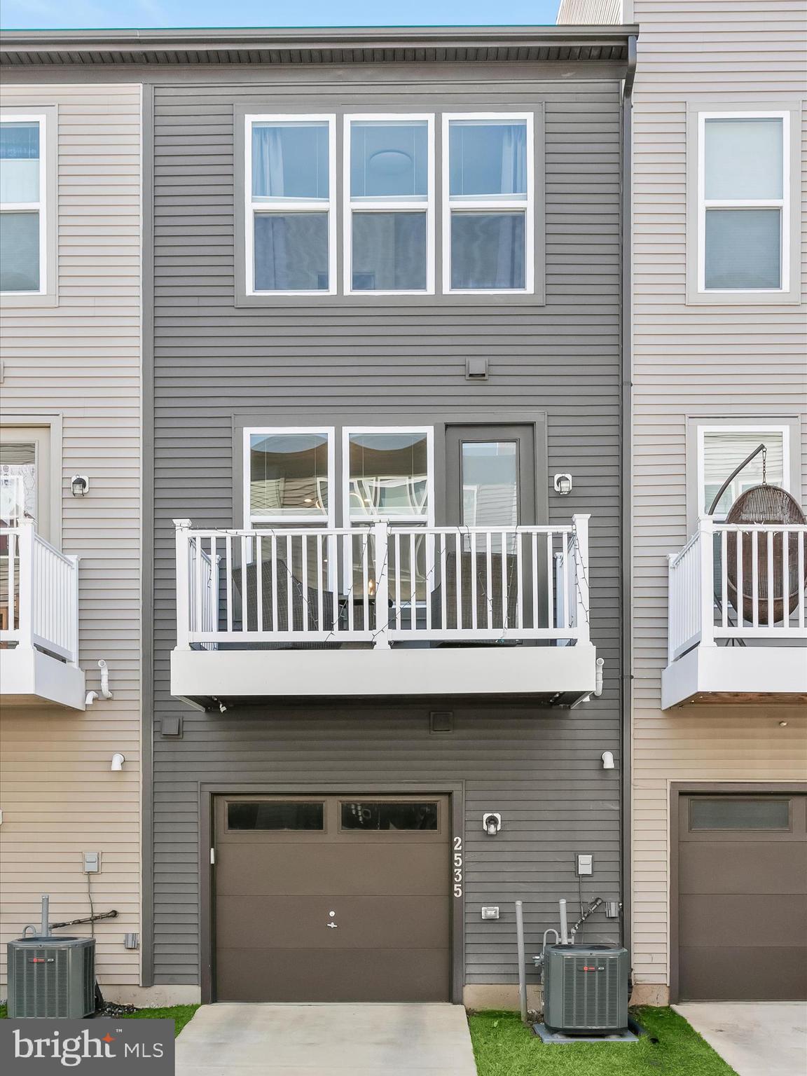 RIVERFRONT - Residential Lease