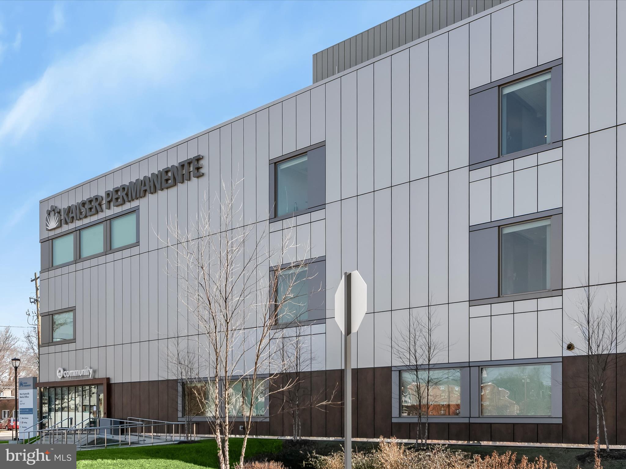 RIVERFRONT - Residential Lease