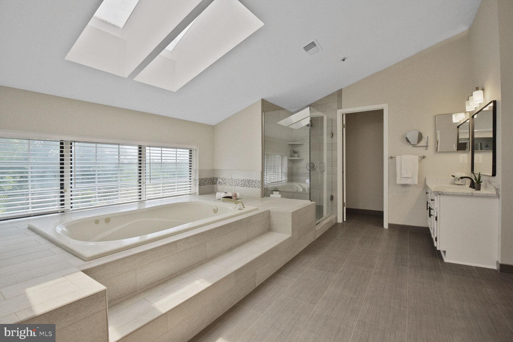 OLD GEORGETOWN VILLAGE - Residential