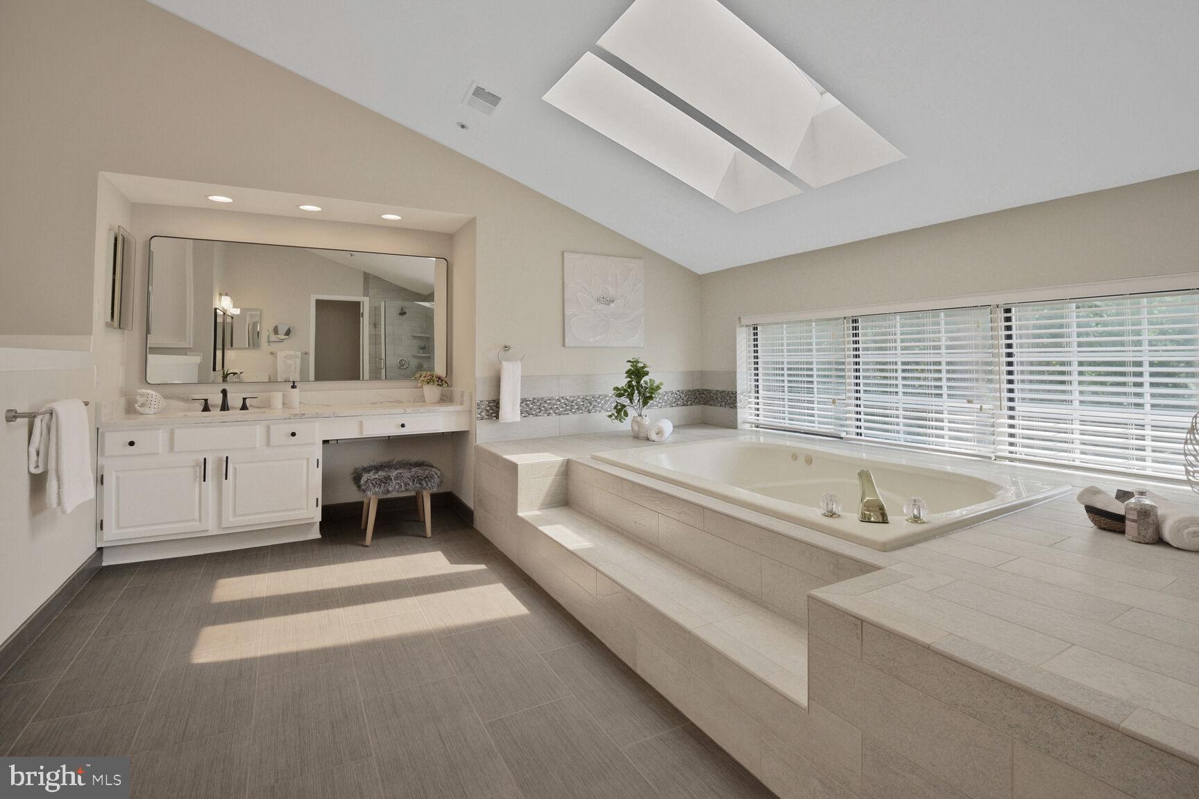 OLD GEORGETOWN VILLAGE - Residential